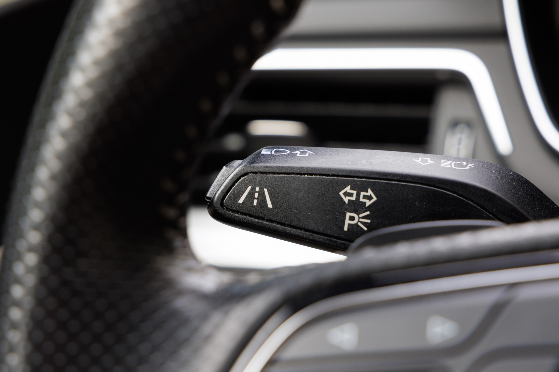 AUDI A4 3.0 Sport quattro - Vollausstattung-image-18