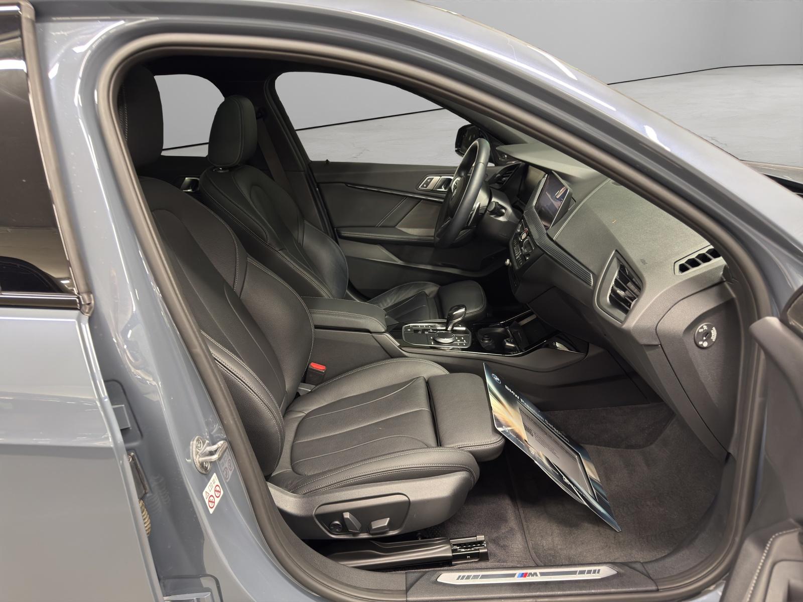 BMW 120d xDrive-image-12