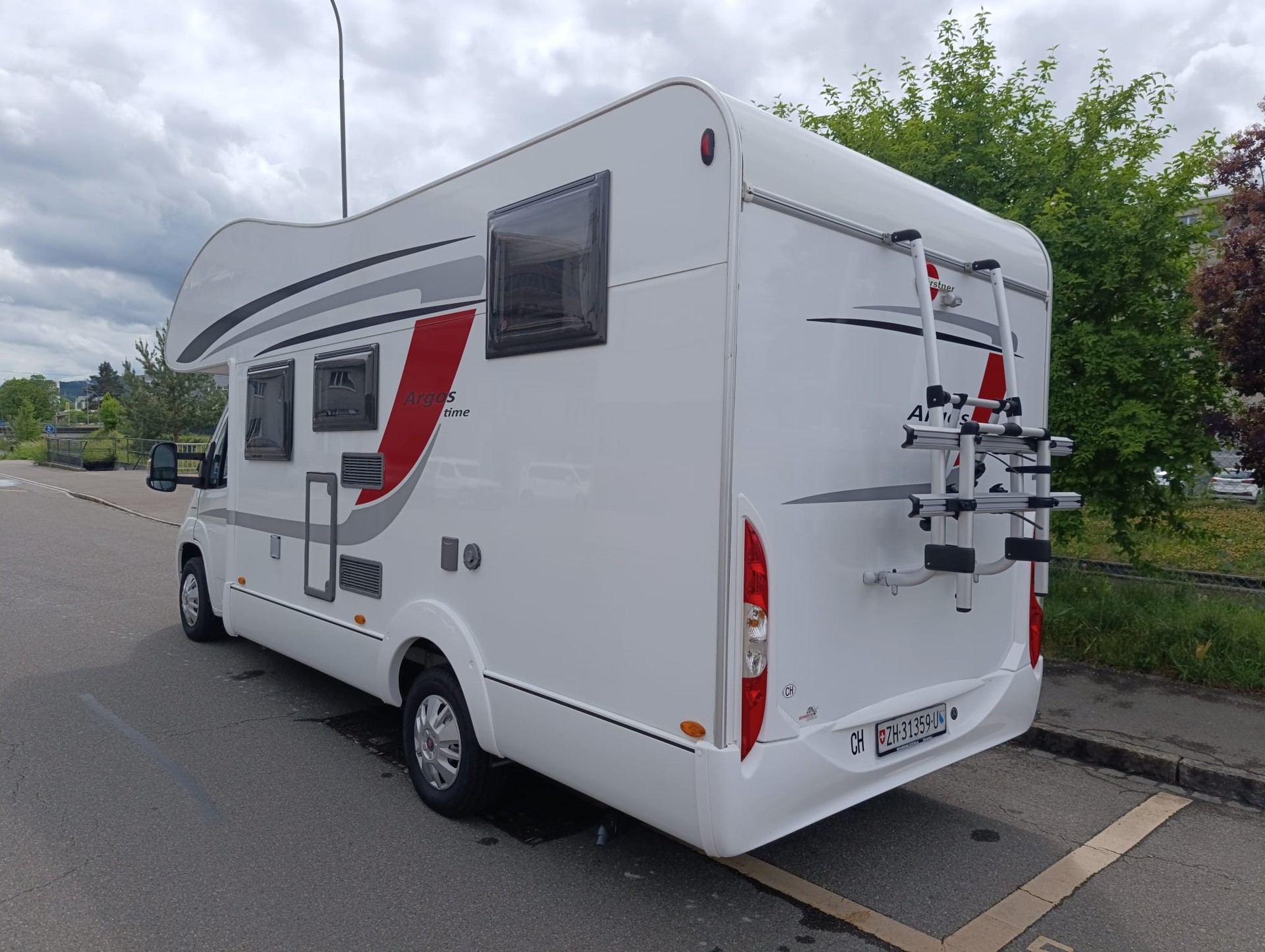 BÜRSTNER BA6701*** Perfektes Familienmobil für jede Jahreszeit***-showroom-element-2