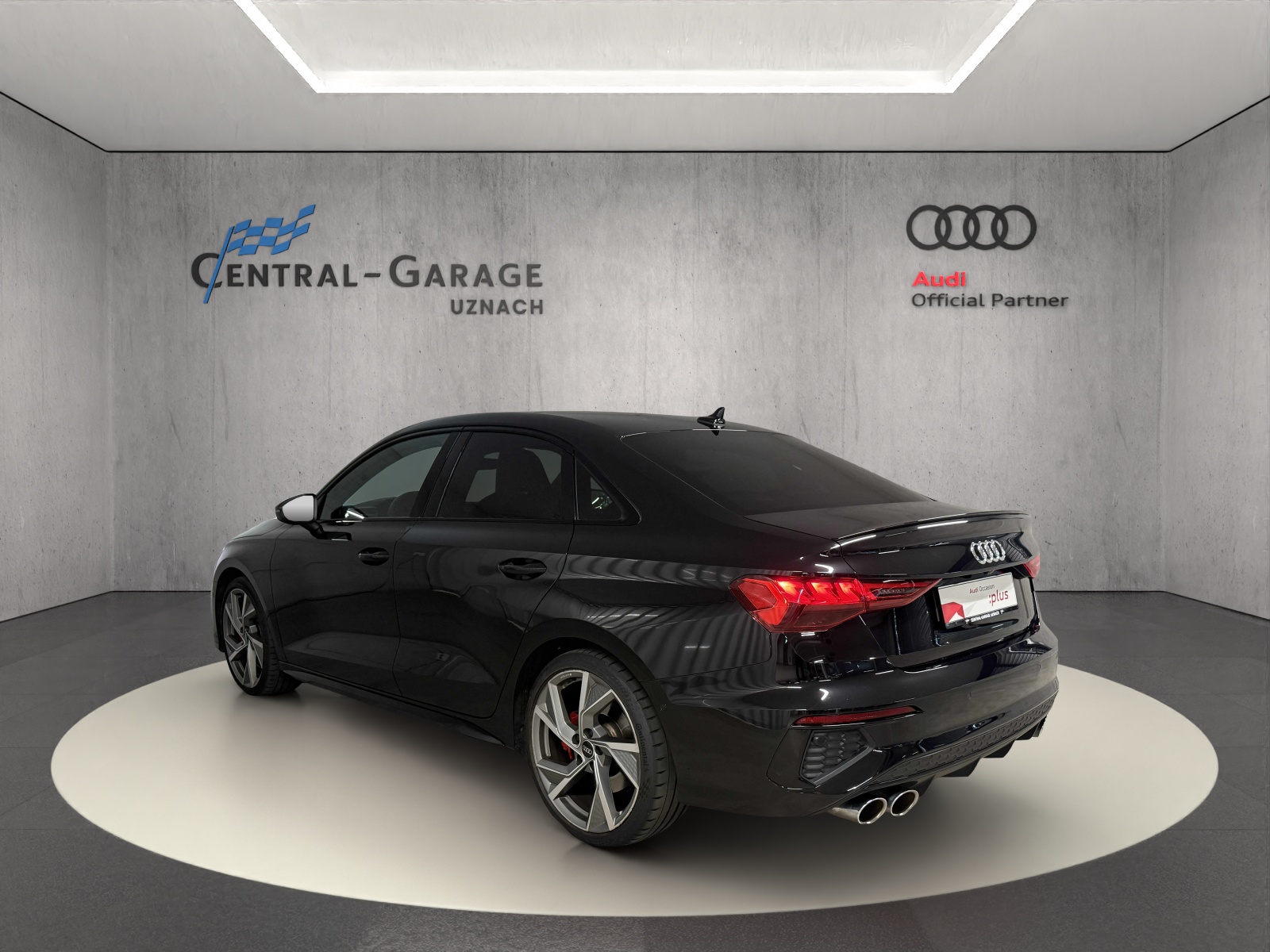 AUDI S3 Limousine 2.0 TFSI quattro S-tronic-image-2