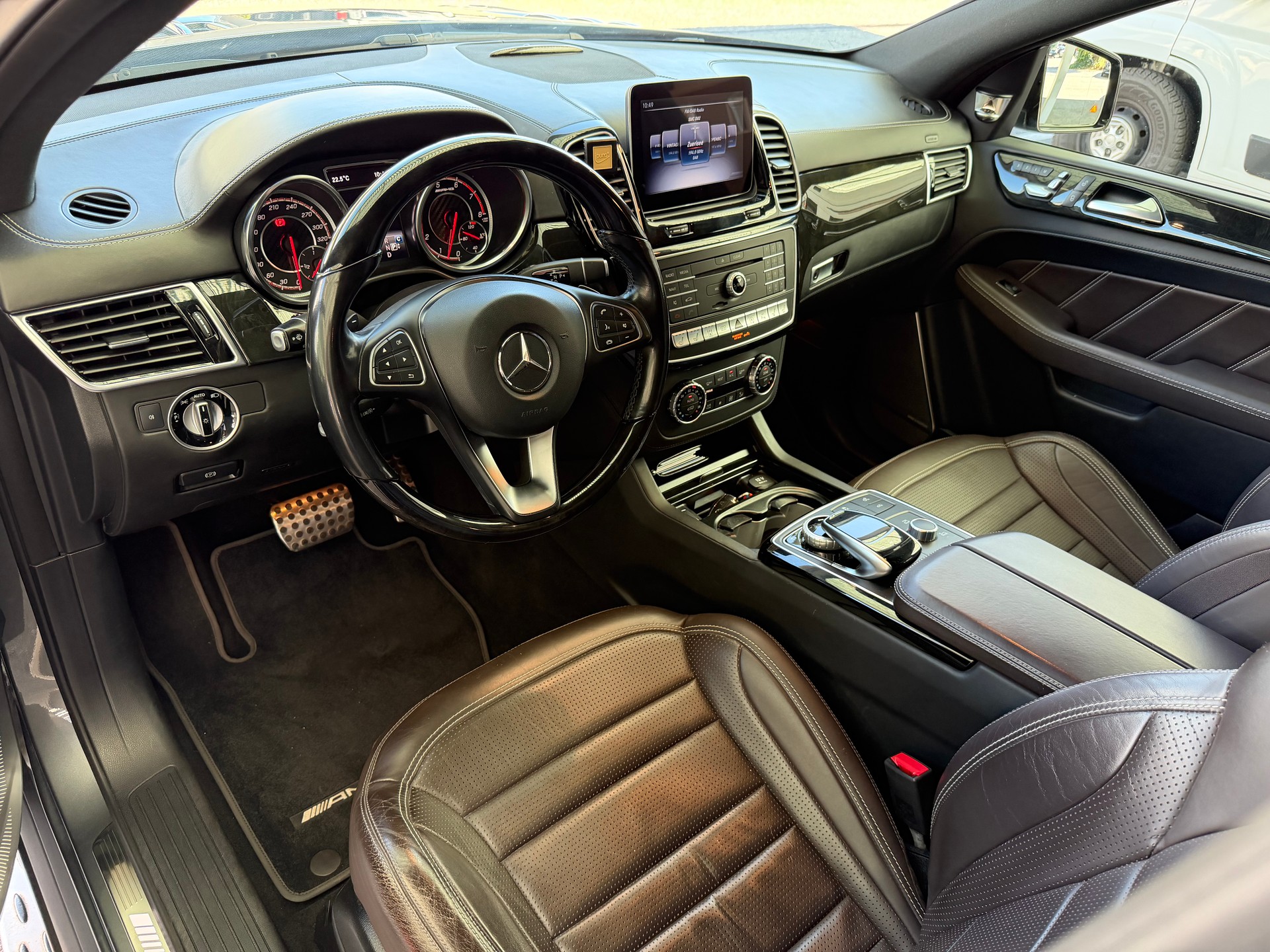MERCEDES-BENZ GLE Coupé 63 S AMG 4Matic Speedshift-image-13