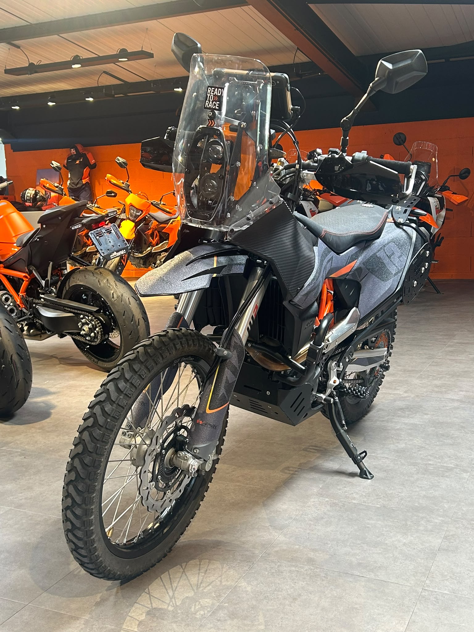 KTM 690 Enduro R-image-1