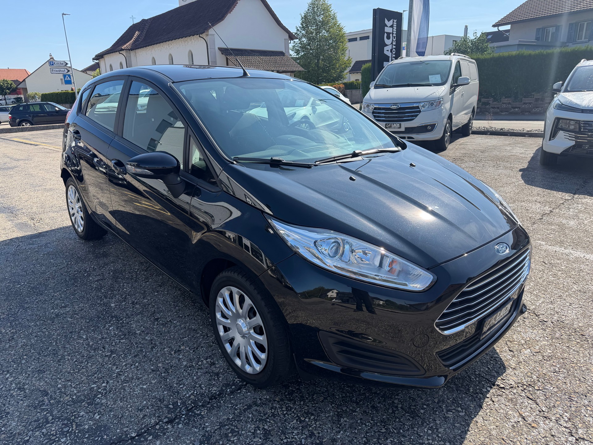 FORD Fiesta 1.0 SCTi Trend PowerShift-image-4