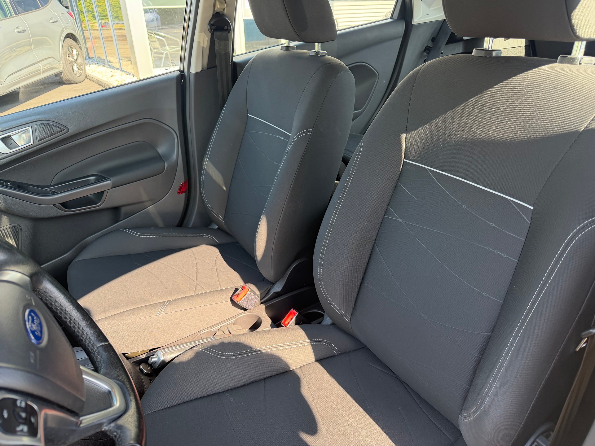 FORD Fiesta 1.0 SCTi Trend PowerShift-image-12
