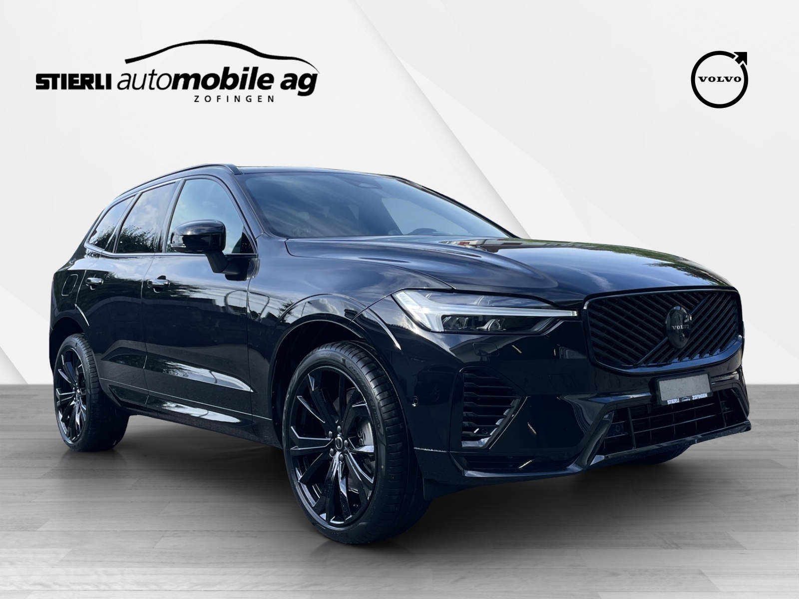 VOLVO XC60 2.0 T6 TE Black Edition eAWD-showroom-element-2