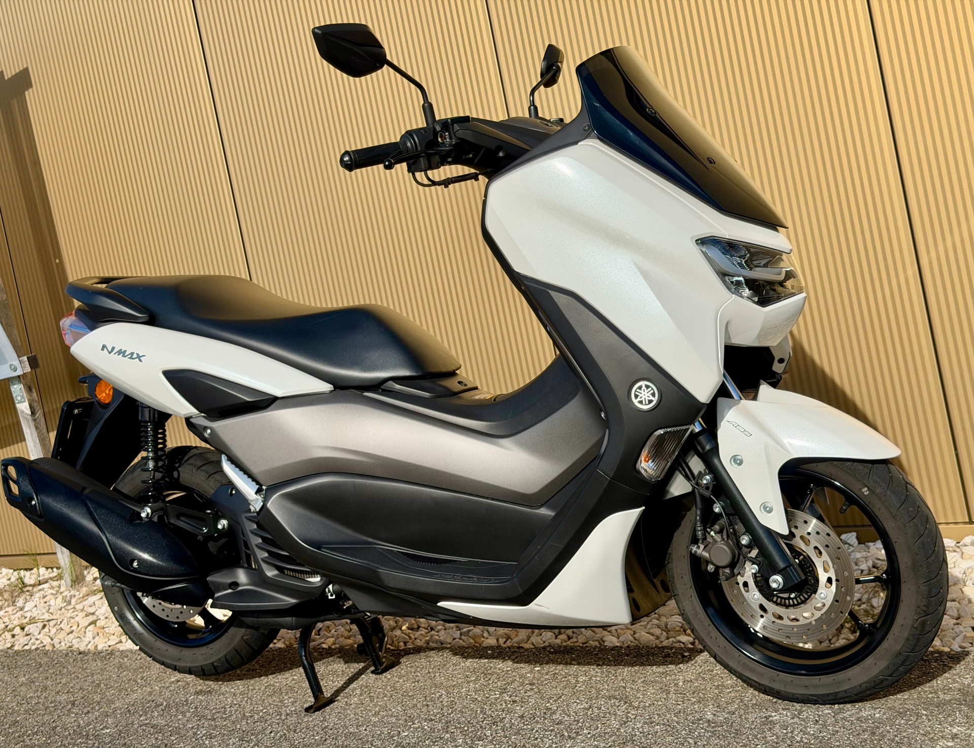 YAMAHA N-Max GPD 125-image-2