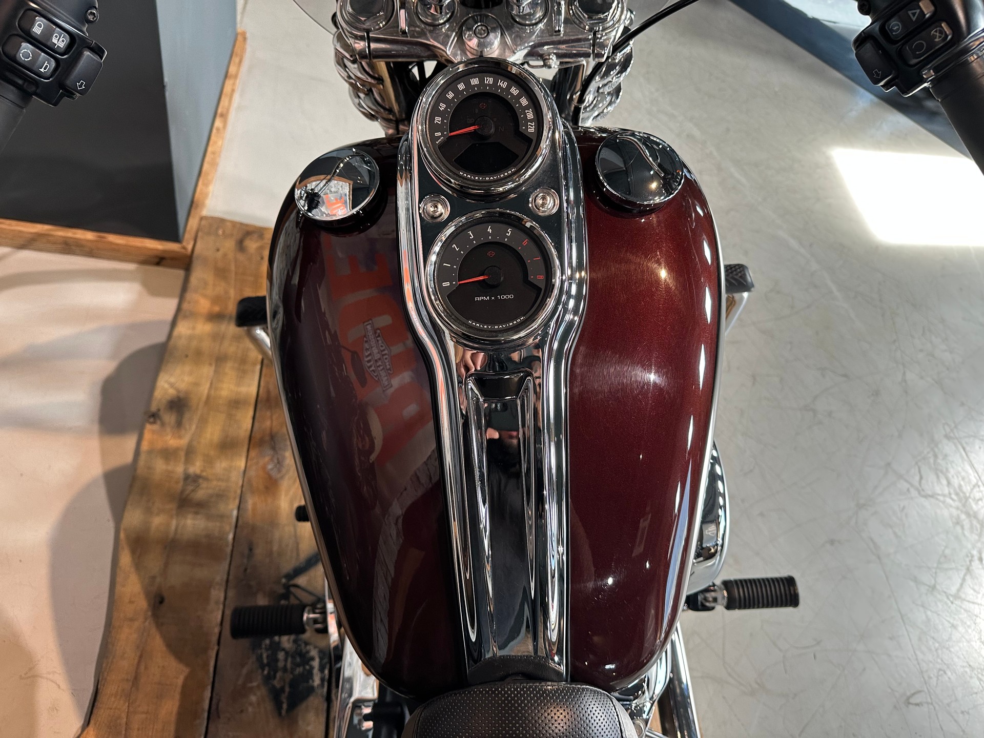 HARLEY-DAVIDSON FXLR Low Rider 107 ABS (35KW)-image-10