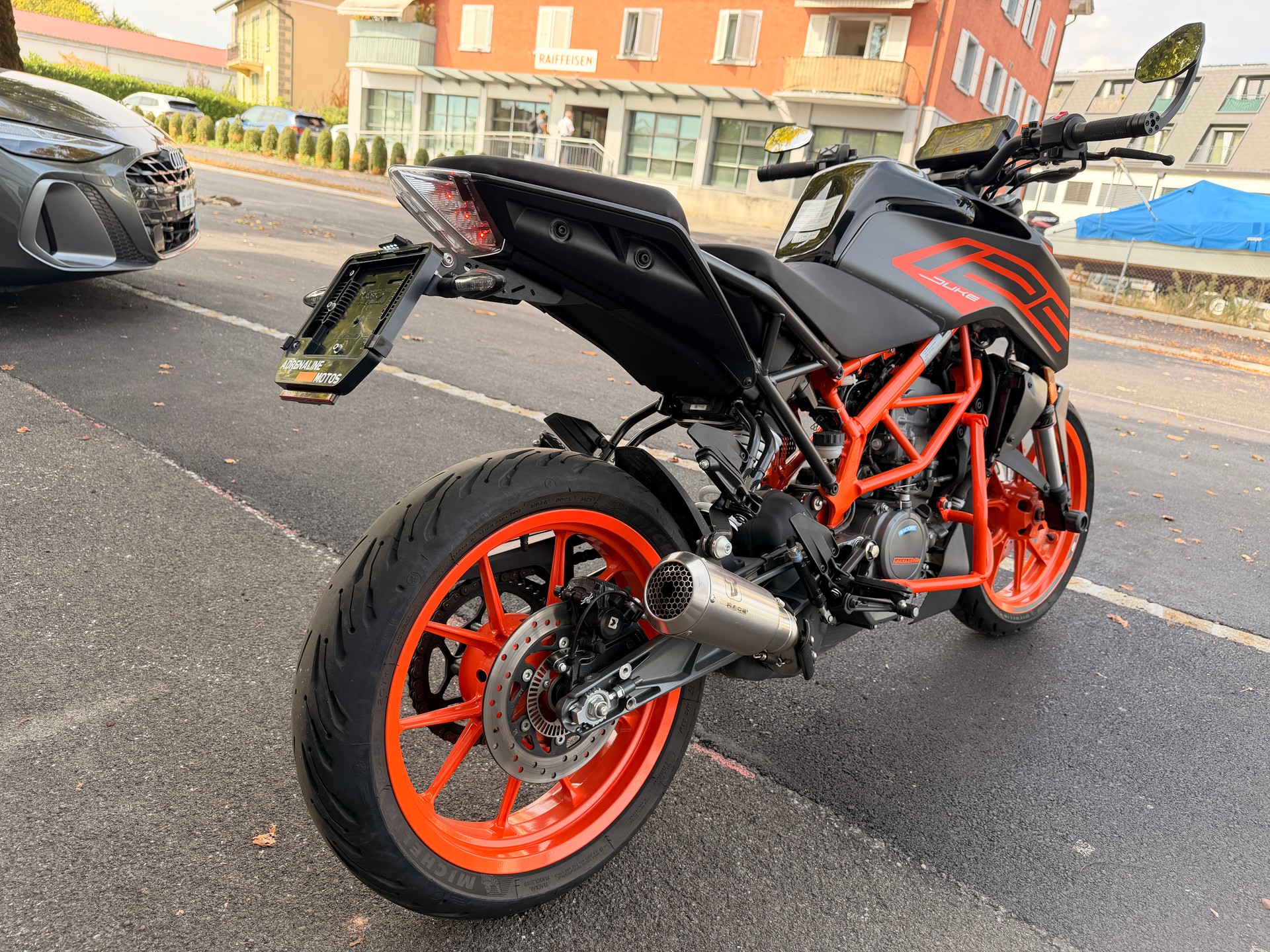 KTM 125 Duke-image-4