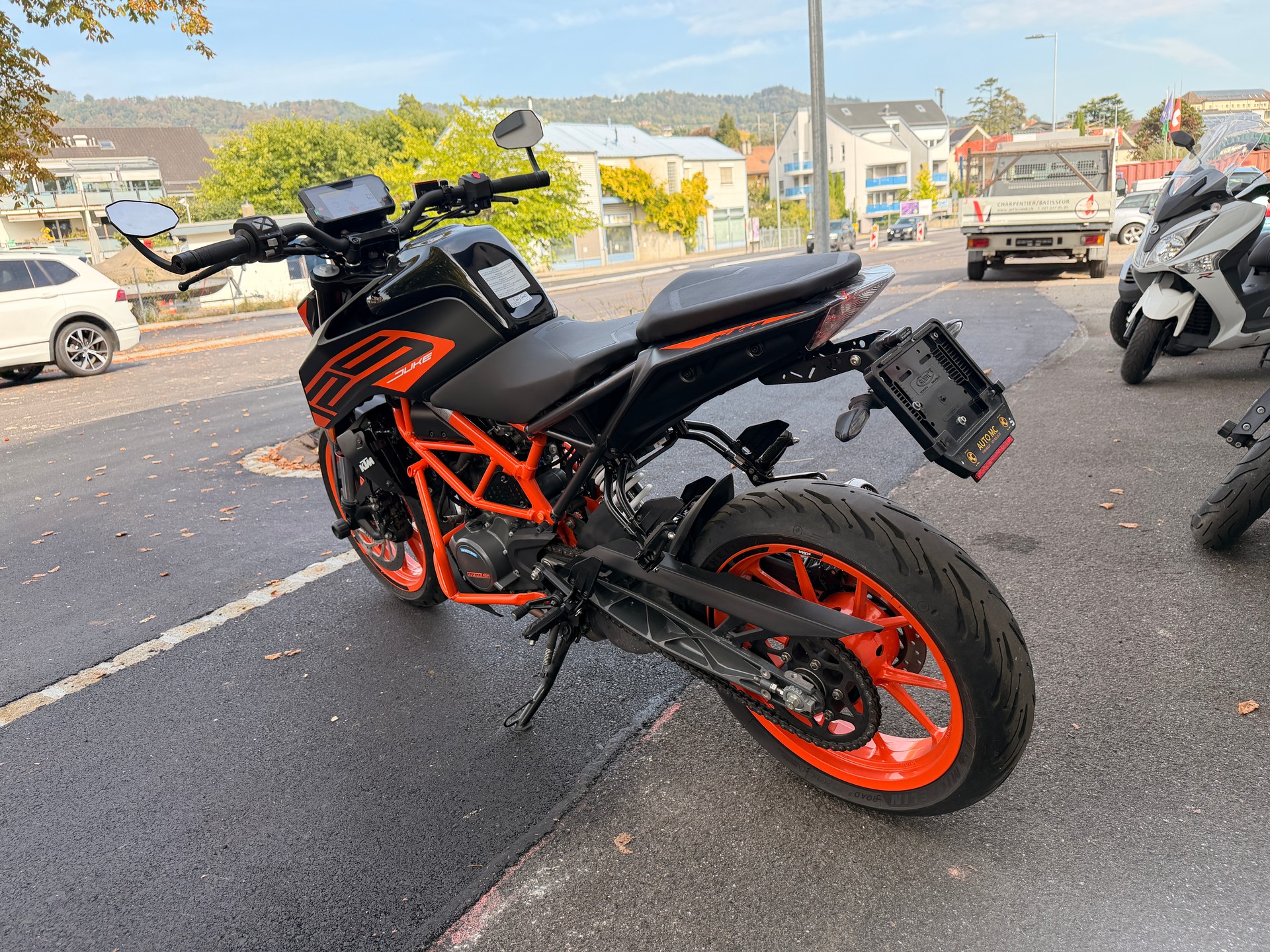 KTM 125 Duke-image-6