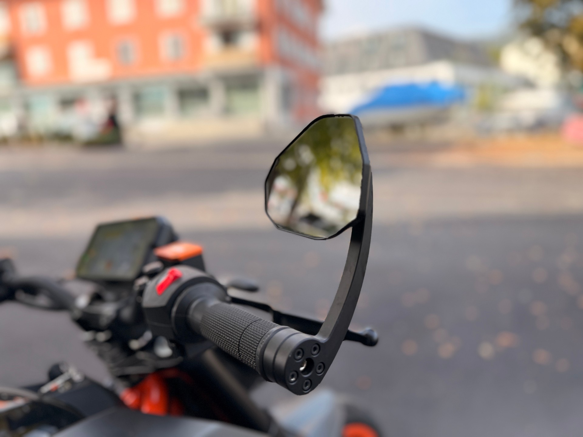 KTM 125 Duke-image-11