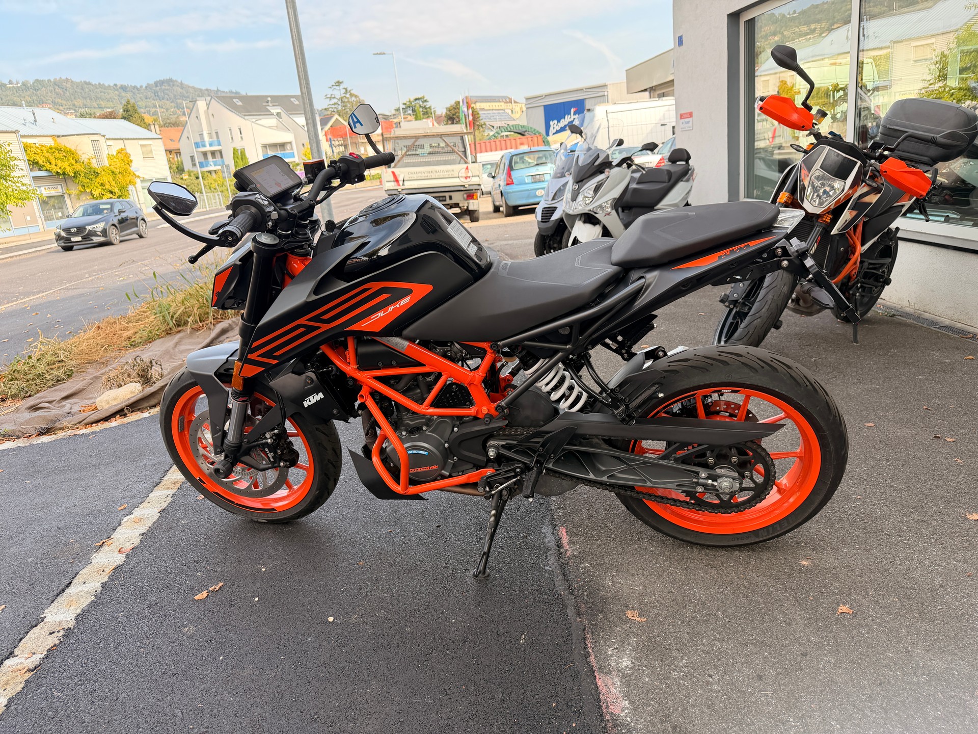 KTM 125 Duke-image-7