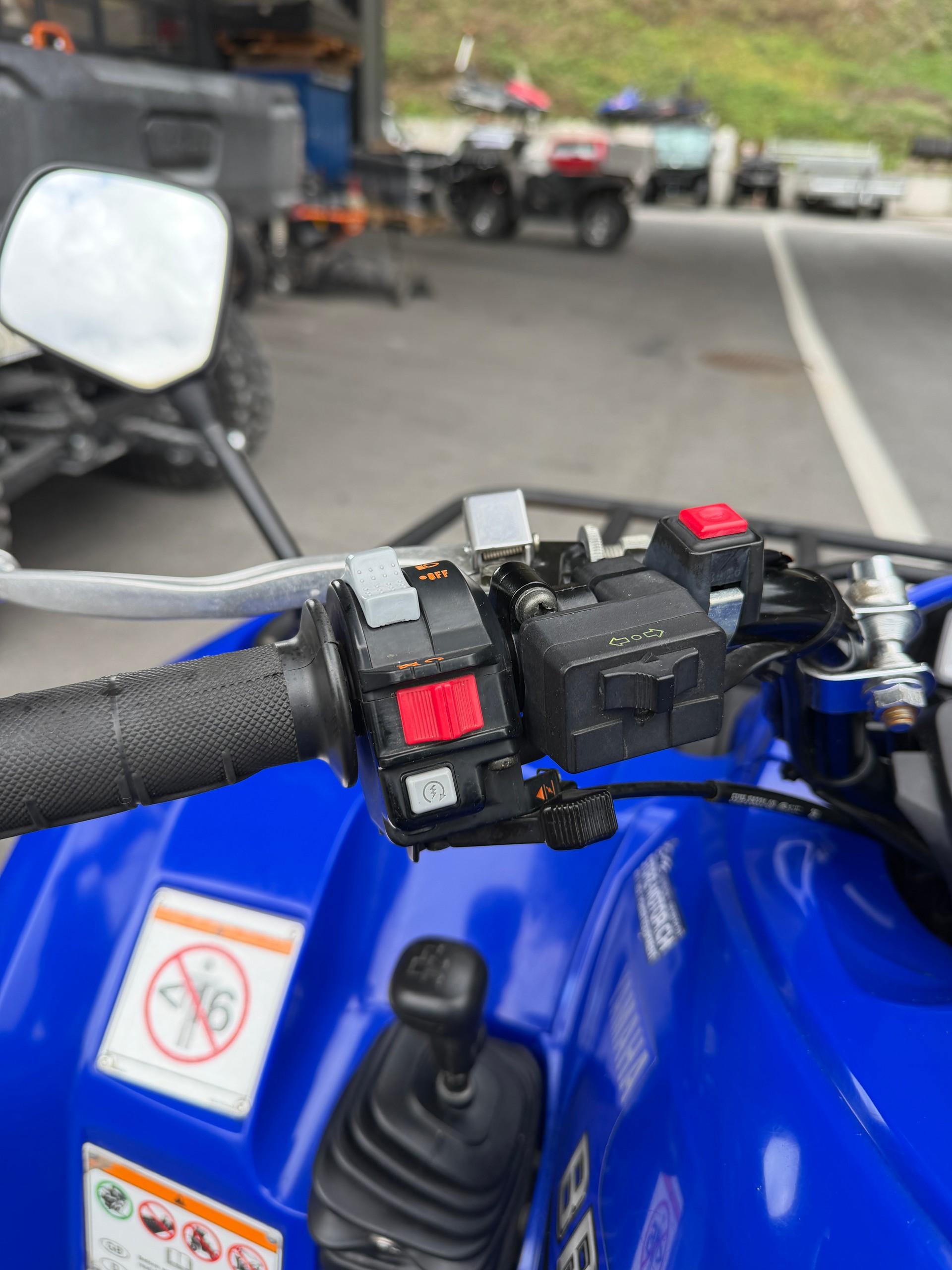 YAMAHA YFM 350 Bruin 4x4-image-5