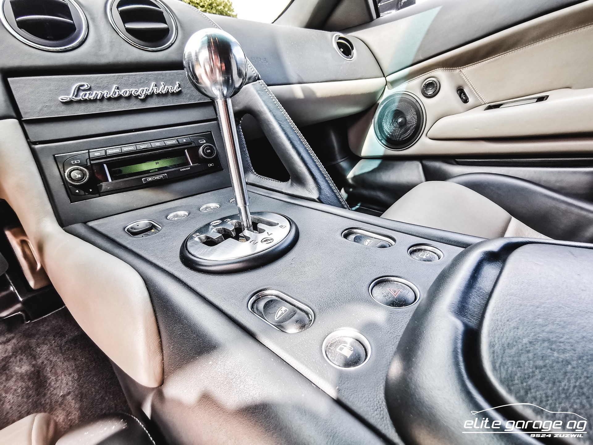 LAMBORGHINI Murciélago 6.2 Coupé-image-15