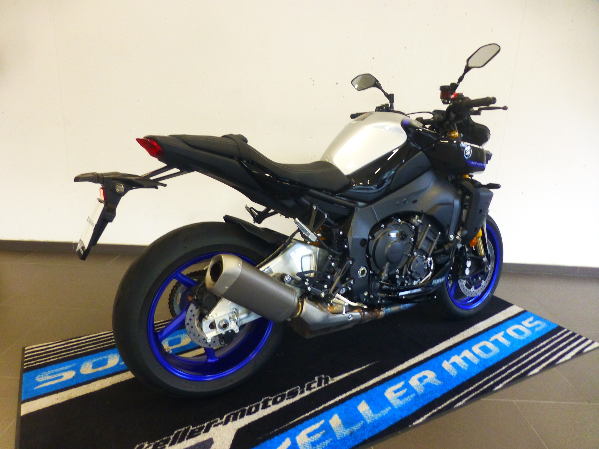 YAMAHA MT-10 SP ABS-image-10