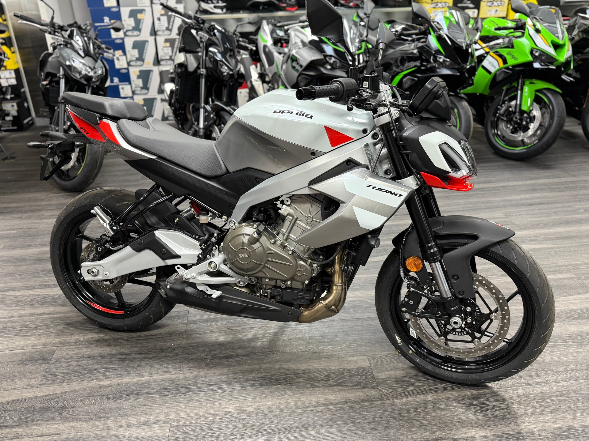APRILIA Tuono 457 E5+ 2025 Puma Grey (35kW)-image-0