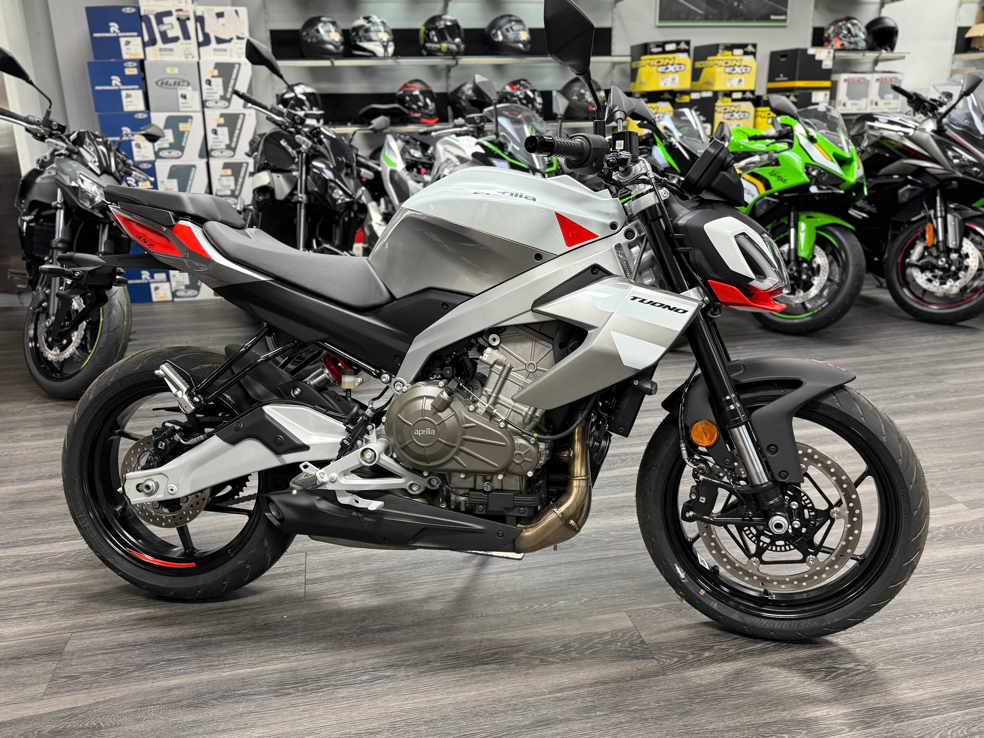 APRILIA Tuono 457 E5+ 2025 Puma Grey (35kW)-image-4
