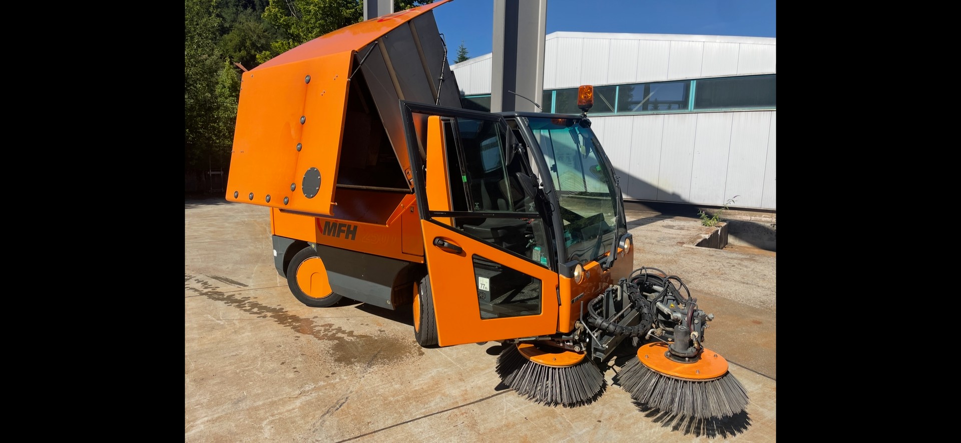IVECO MFH 2500-image-1
