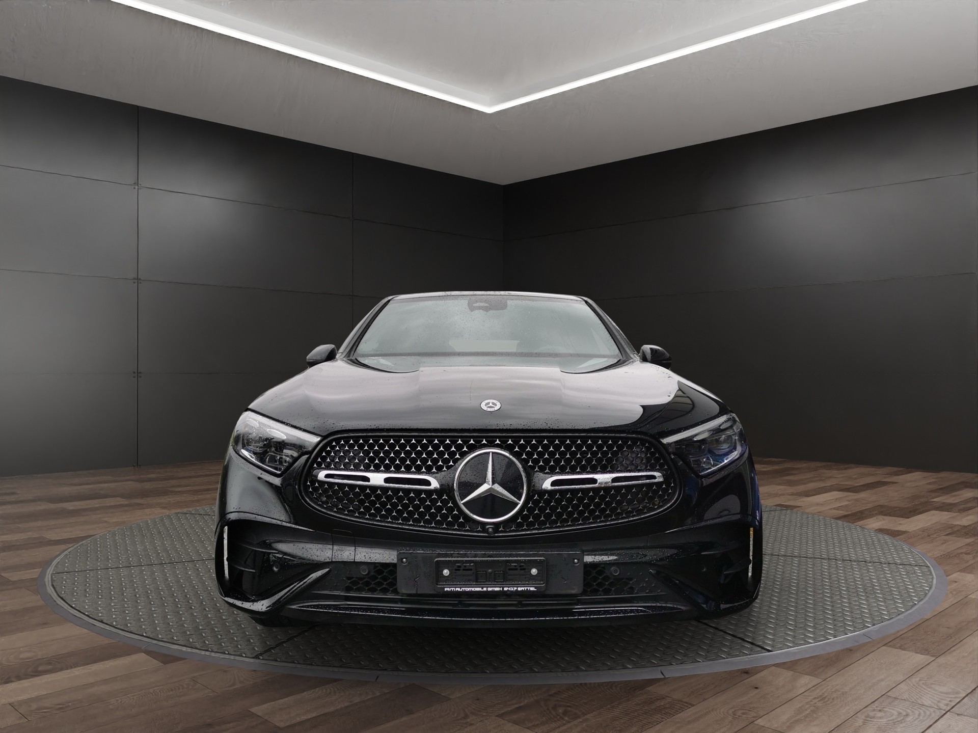 MERCEDES-BENZ GLC Coupé 300 d 4Matic AMG-Line-showroom-element-1