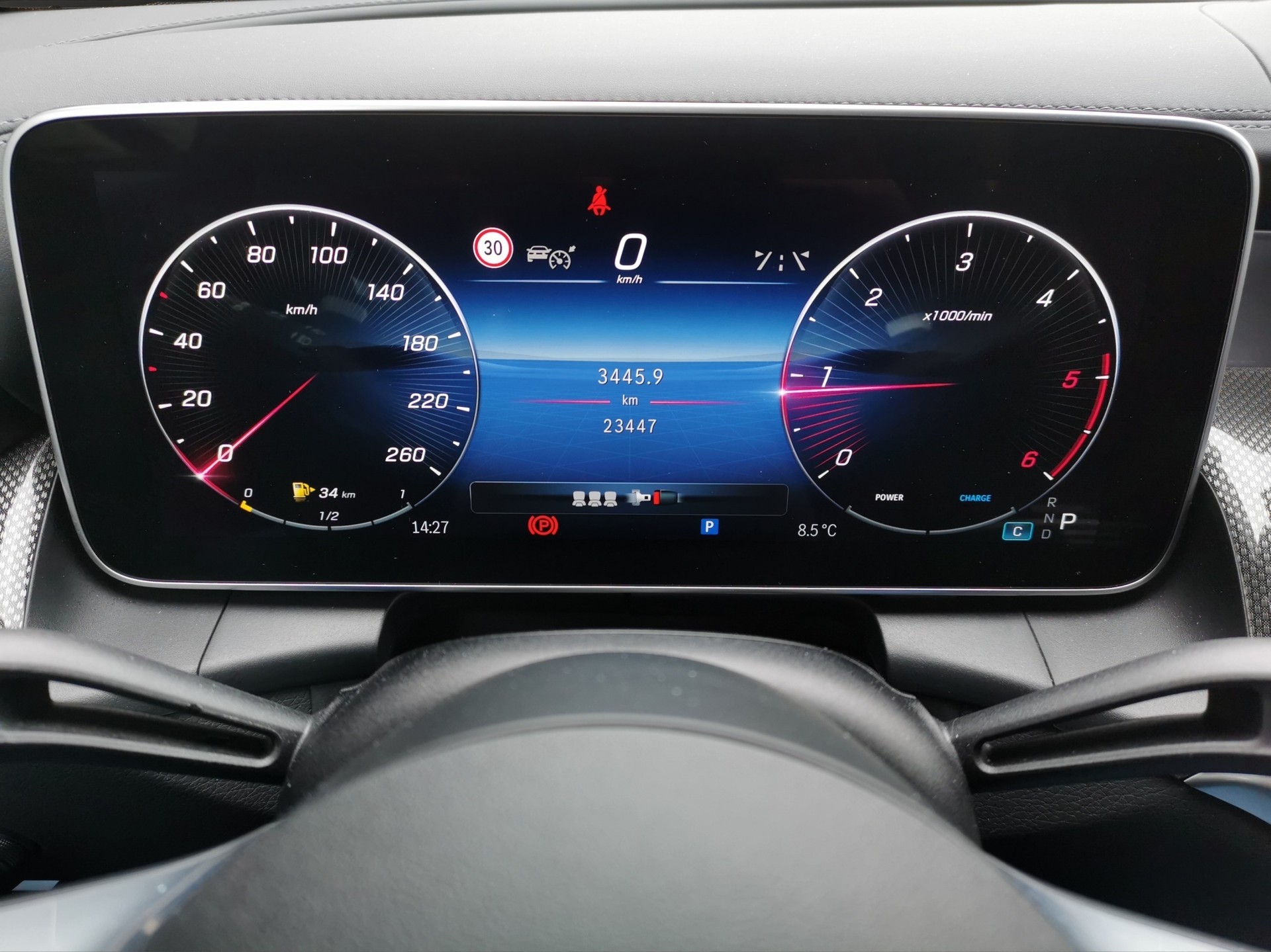 MERCEDES-BENZ GLC Coupé 300 d 4Matic AMG-Line-image-17