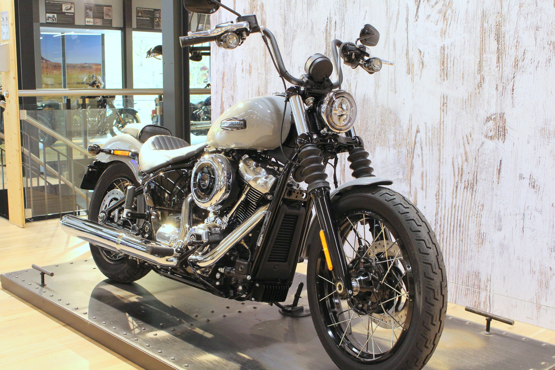 HARLEY-DAVIDSON FXBB Street Bob 117-image-2