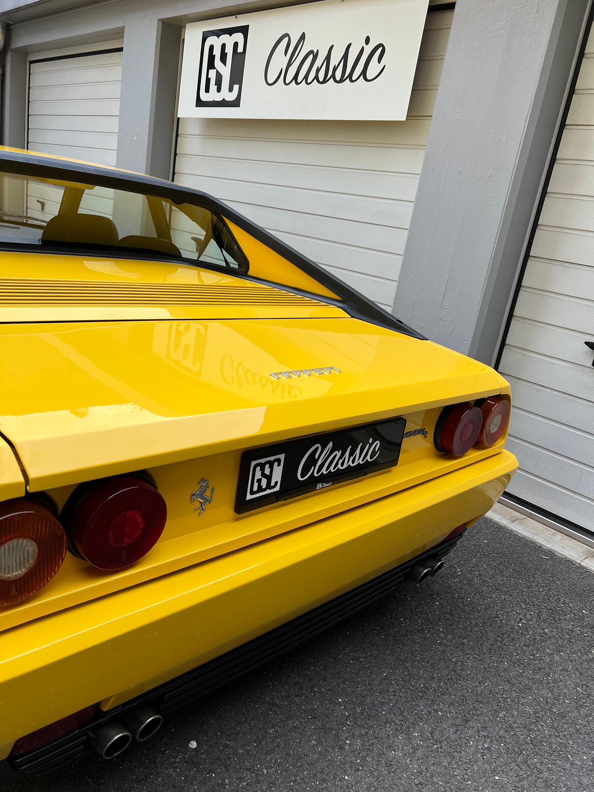 FERRARI Mondial 3.4 T-image-9