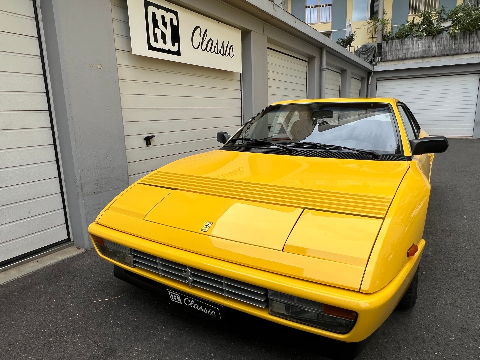 FERRARI Mondial 3.4 T-image-2