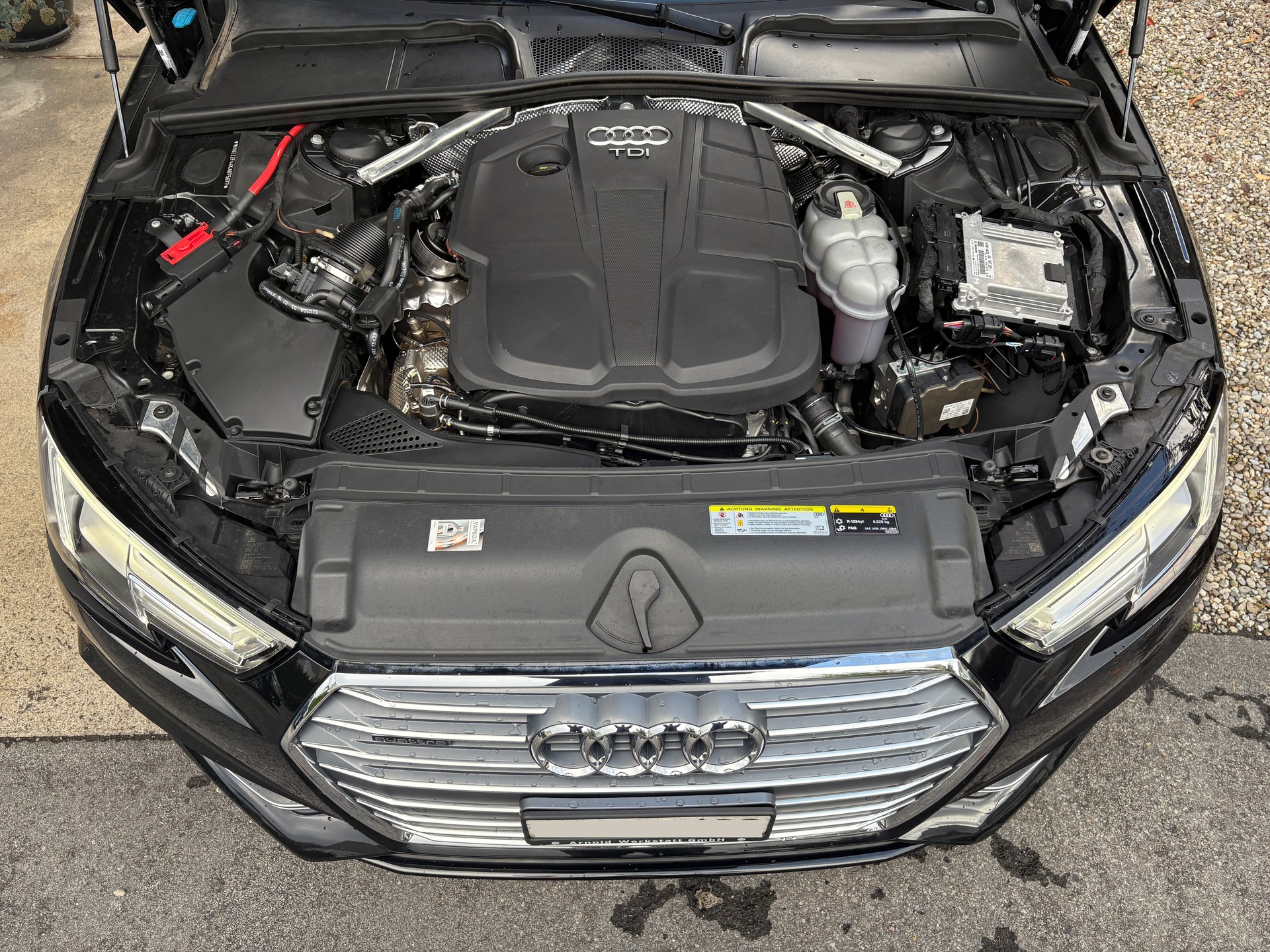 AUDI A4 Avant 40 TDI Sport quattro S-tronic-image-4