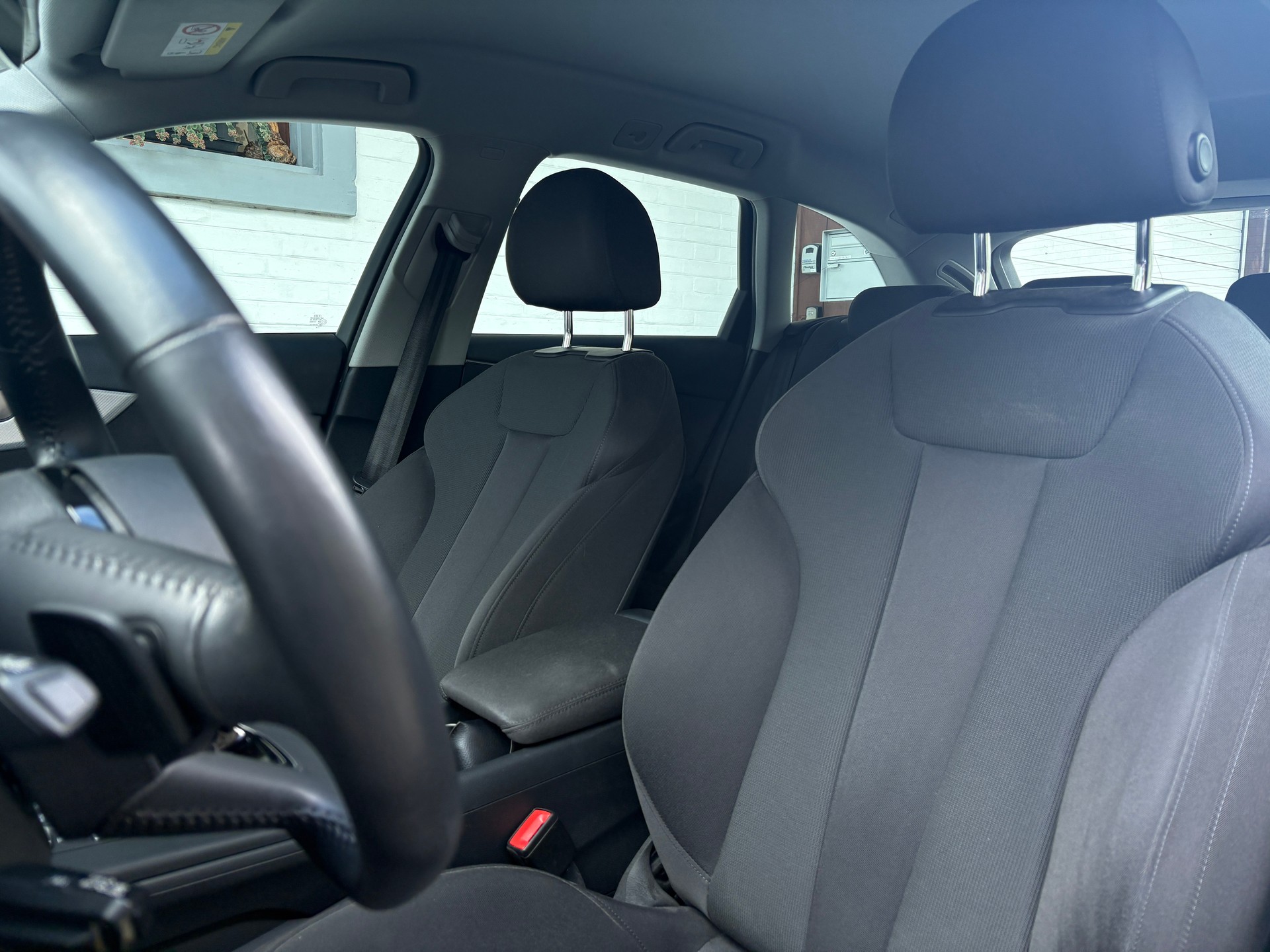 AUDI A4 Avant 40 TDI Sport quattro S-tronic-image-9