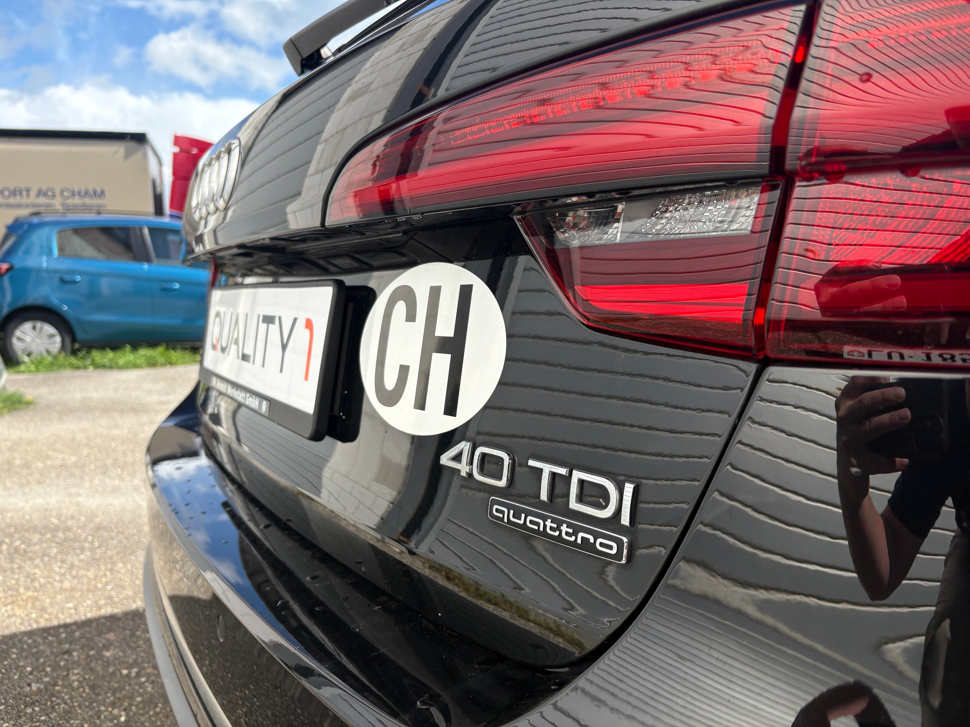 AUDI A4 Avant 40 TDI Sport quattro S-tronic-image-5