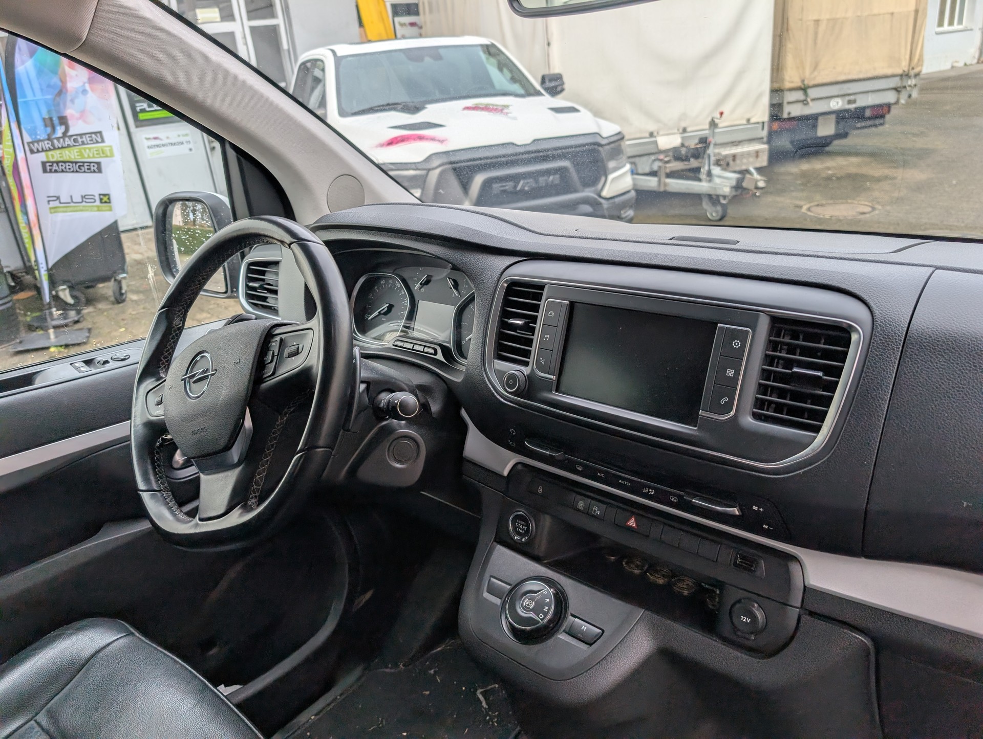OPEL Zafira Life 2.0 CDTI Business M Automatik-image-10