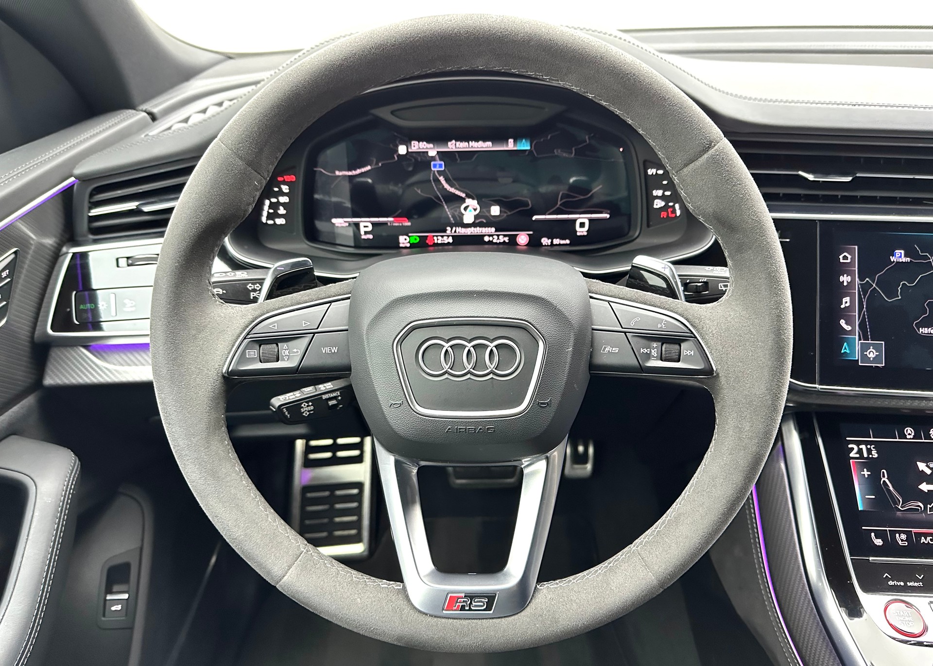AUDI RSQ8 quattro tiptronic-image-8