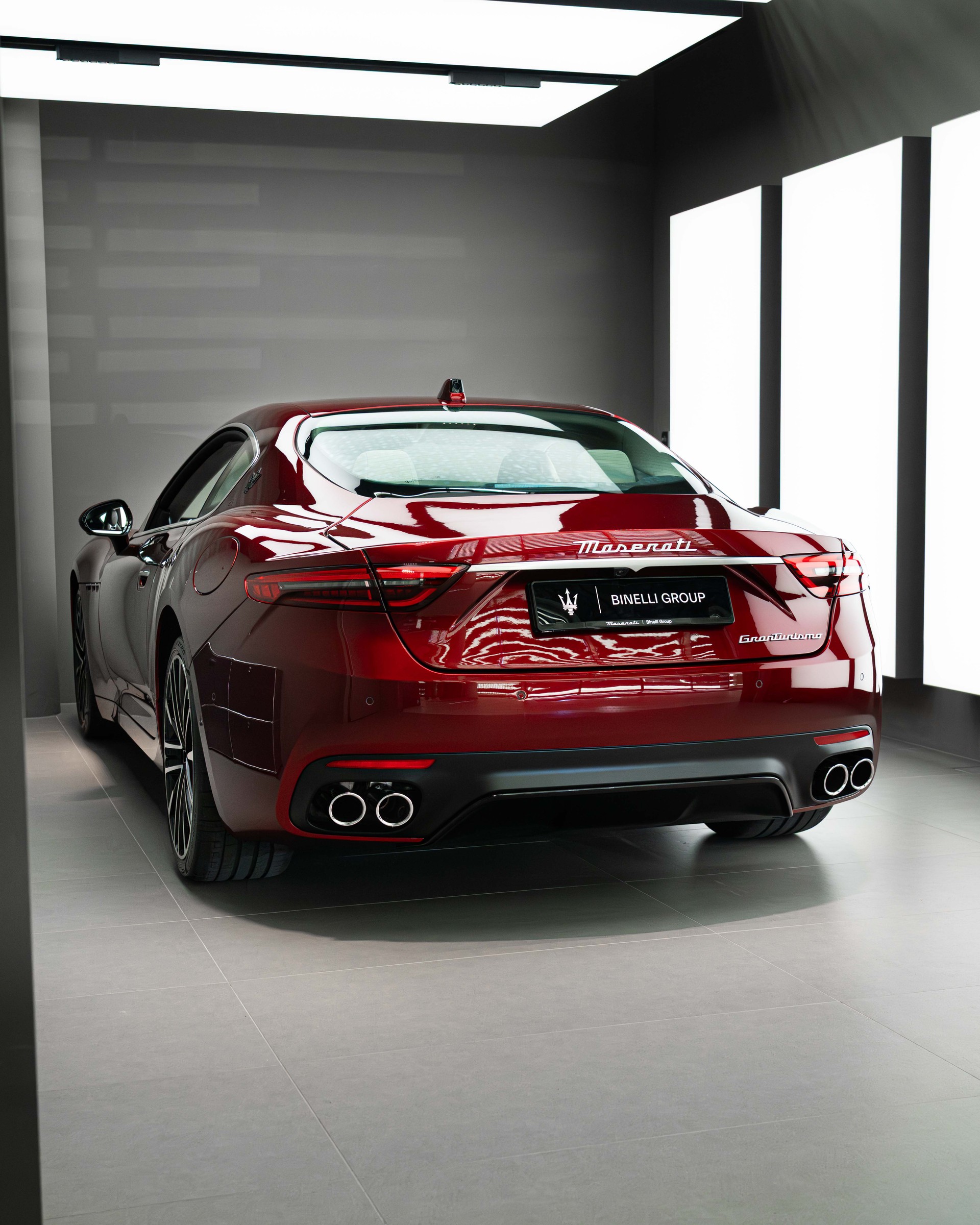 MASERATI GranTurismo Modena Automatica - Rosso Velluto FUORISERIE - 2.99% Leasing-image-11