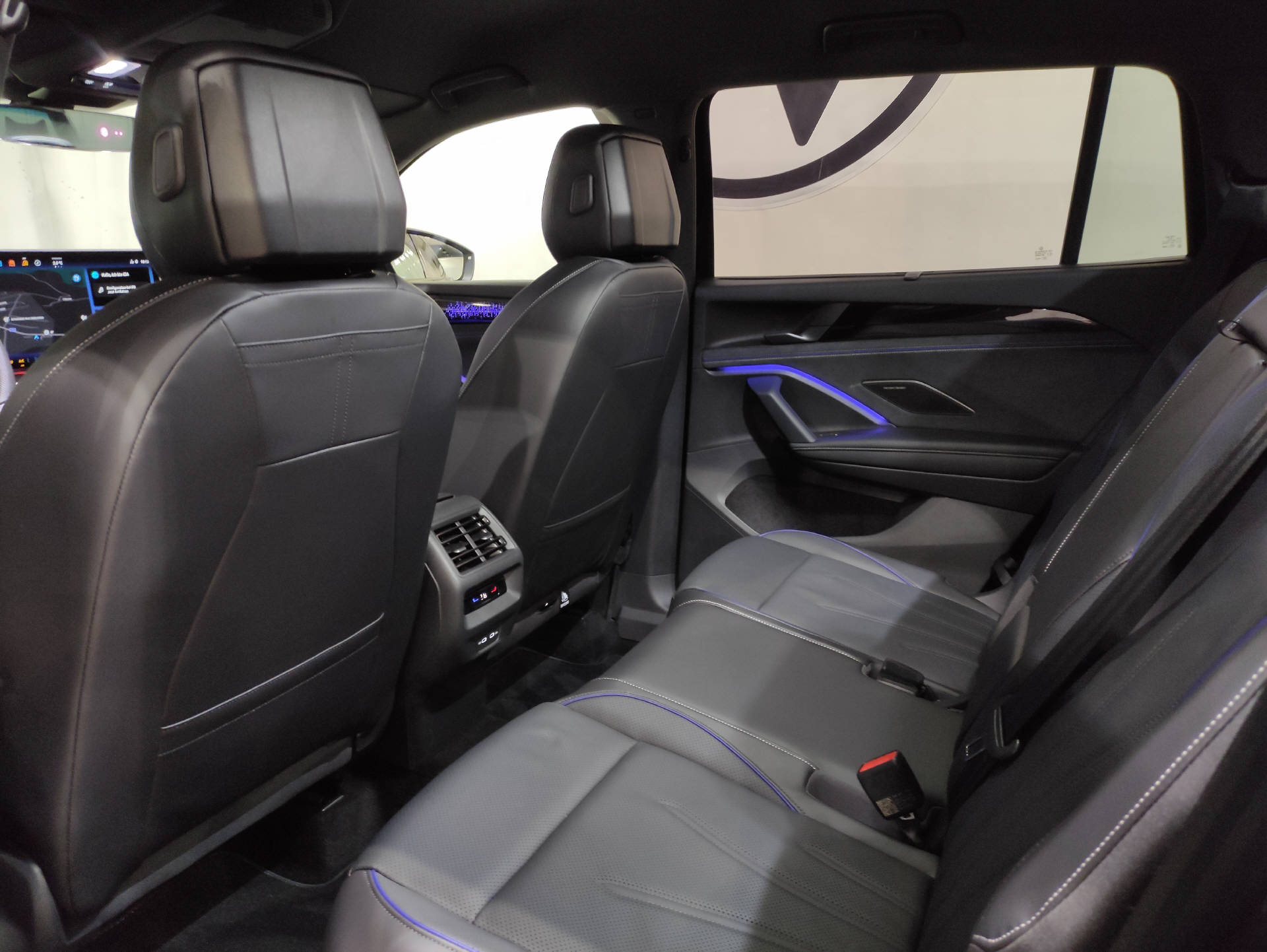 VW Tayron 2.0 TSI R-Line Black-Style DSG 4motion-image-11