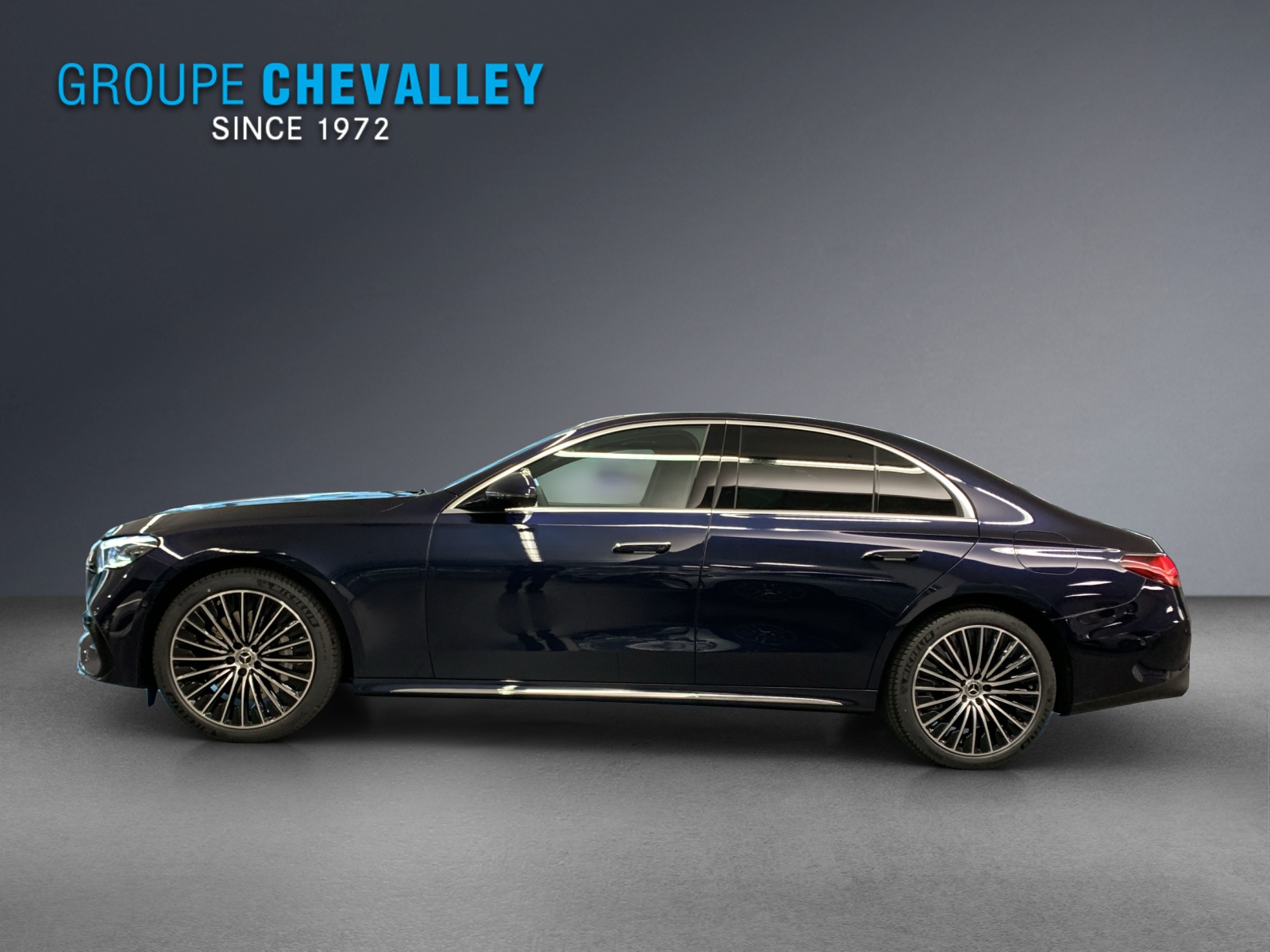 MERCEDES-BENZ E 300 e Berline 4MATIC EQ Hybrid-showroom-element-1