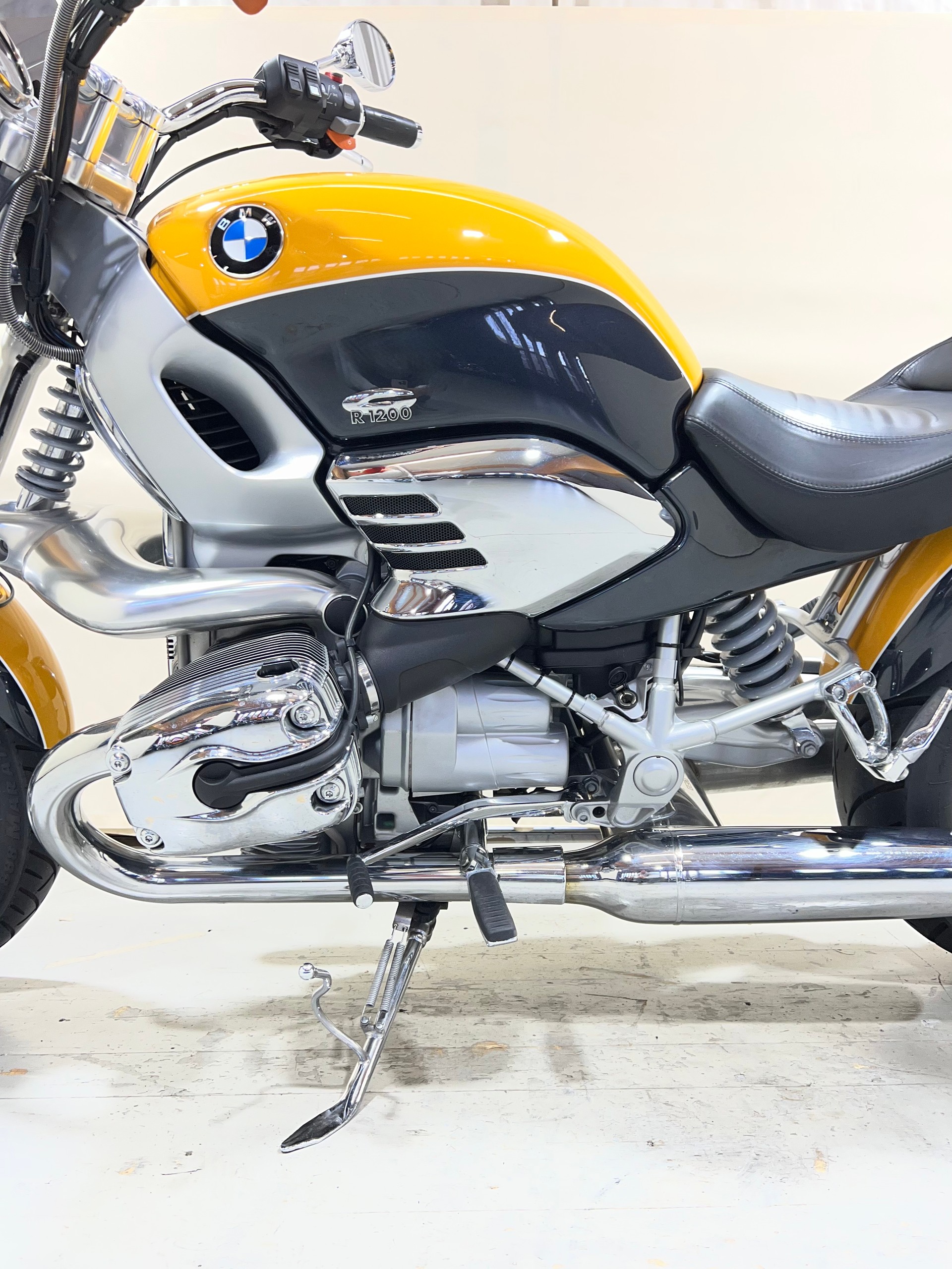 BMW R 1200 C Independent-image-6
