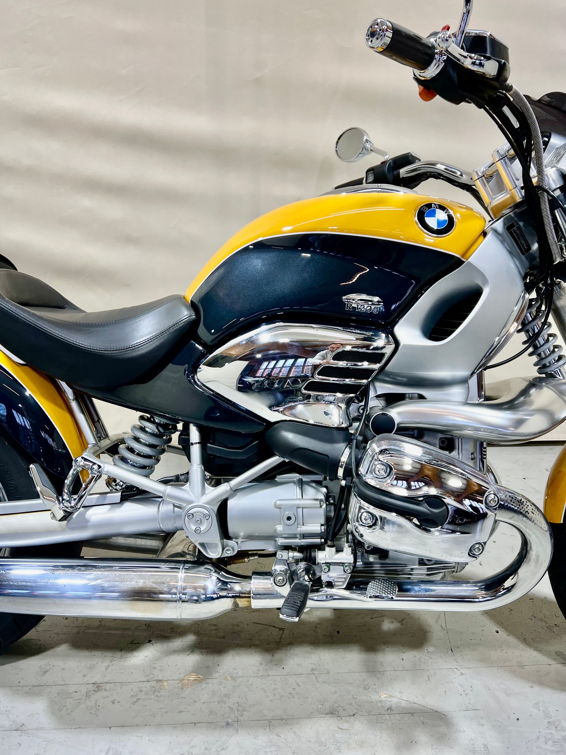 BMW R 1200 C Independent-image-2