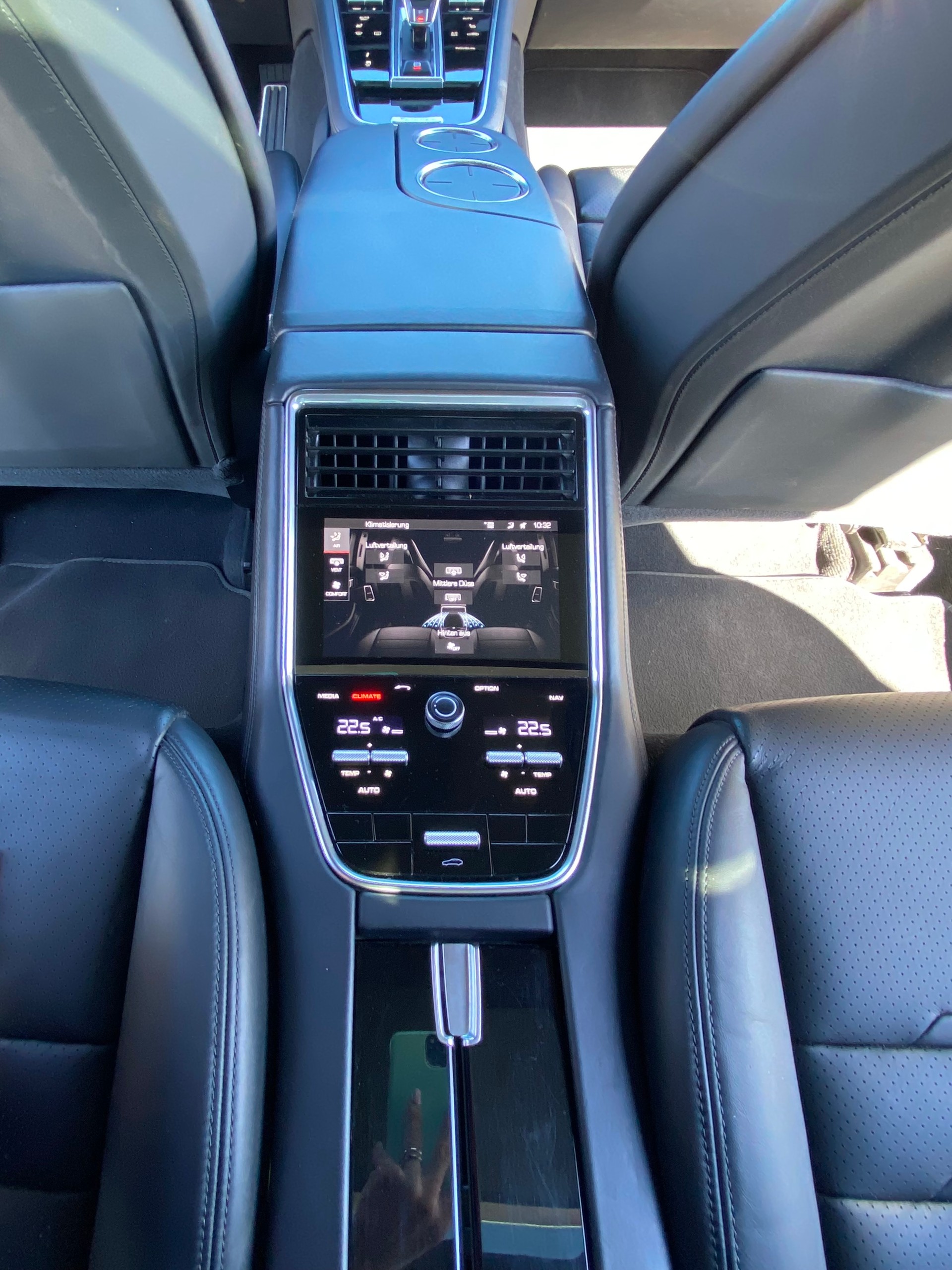 PORSCHE Panamera 4 E-Hybrid PDK-image-12