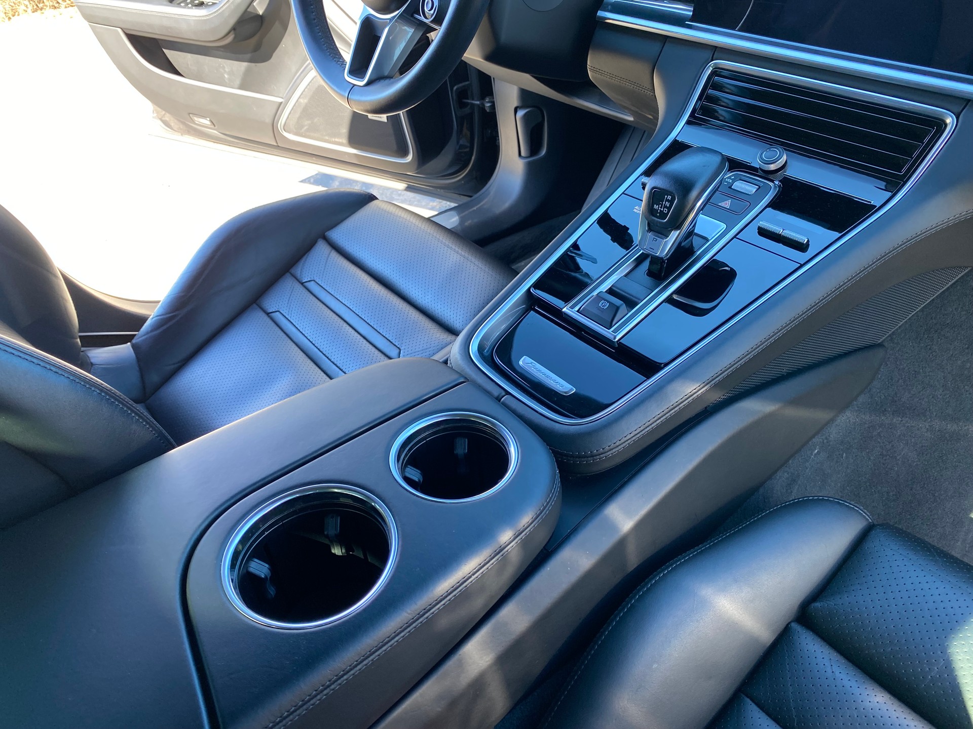 PORSCHE Panamera 4 E-Hybrid PDK-image-7
