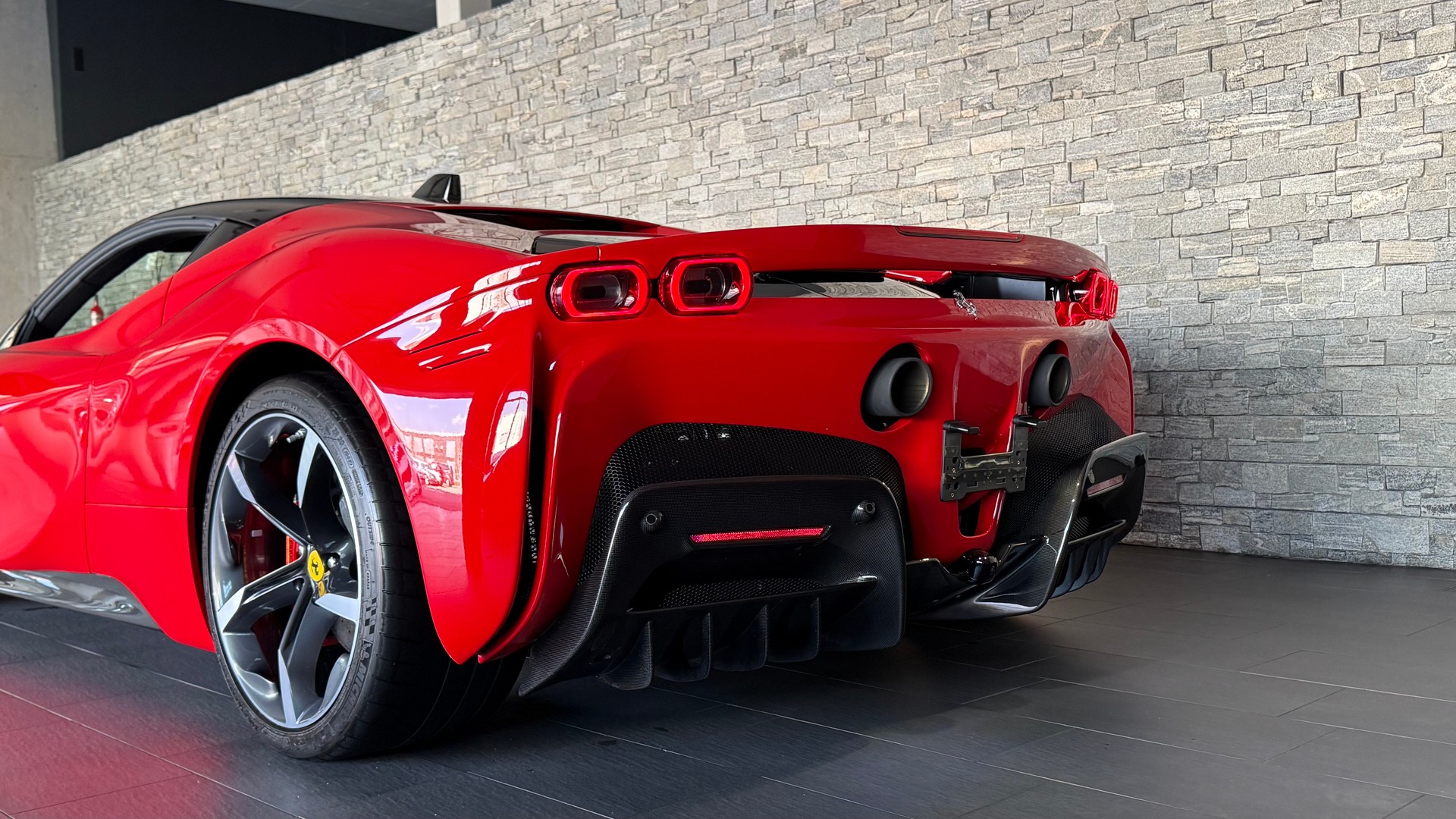 FERRARI SF90 Stradale-image-14