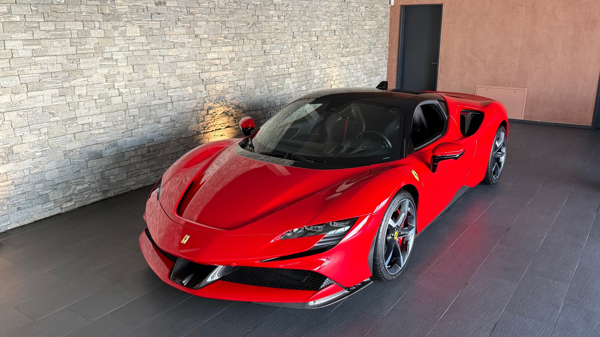 FERRARI SF90 Stradale-image-8