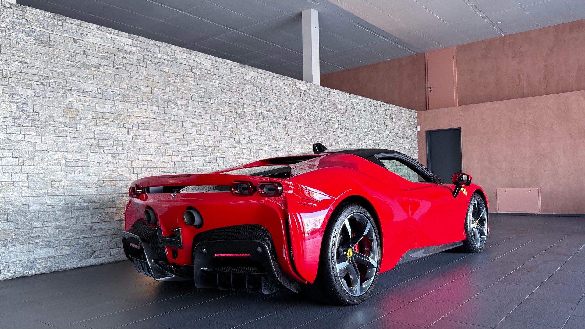 FERRARI SF90 Stradale-image-11