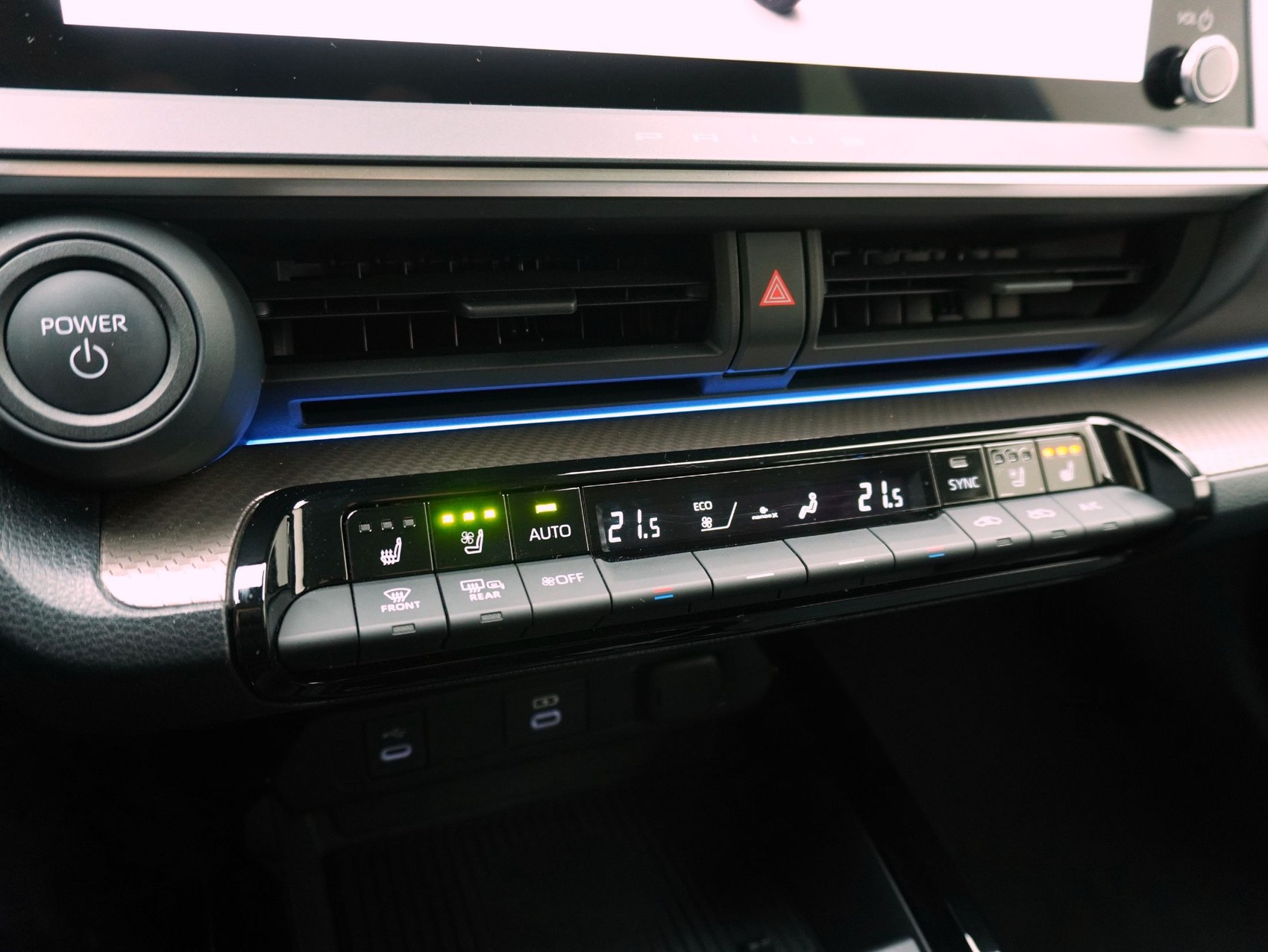 TOYOTA Prius 2.0 Plug-In-Hybrid Premium-image-15