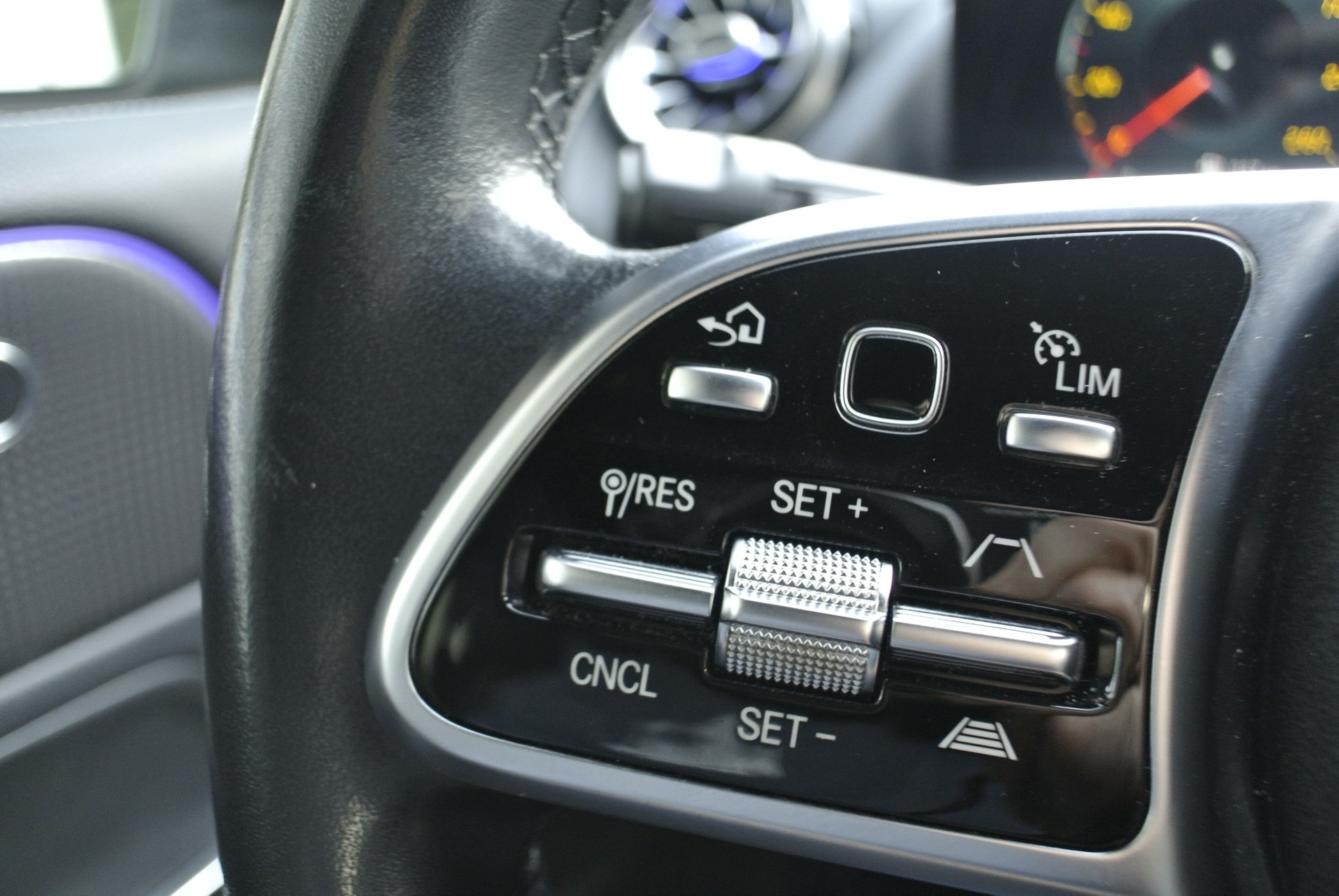 MERCEDES-BENZ B 220 d 4Matic Style 8G-DCT-image-14