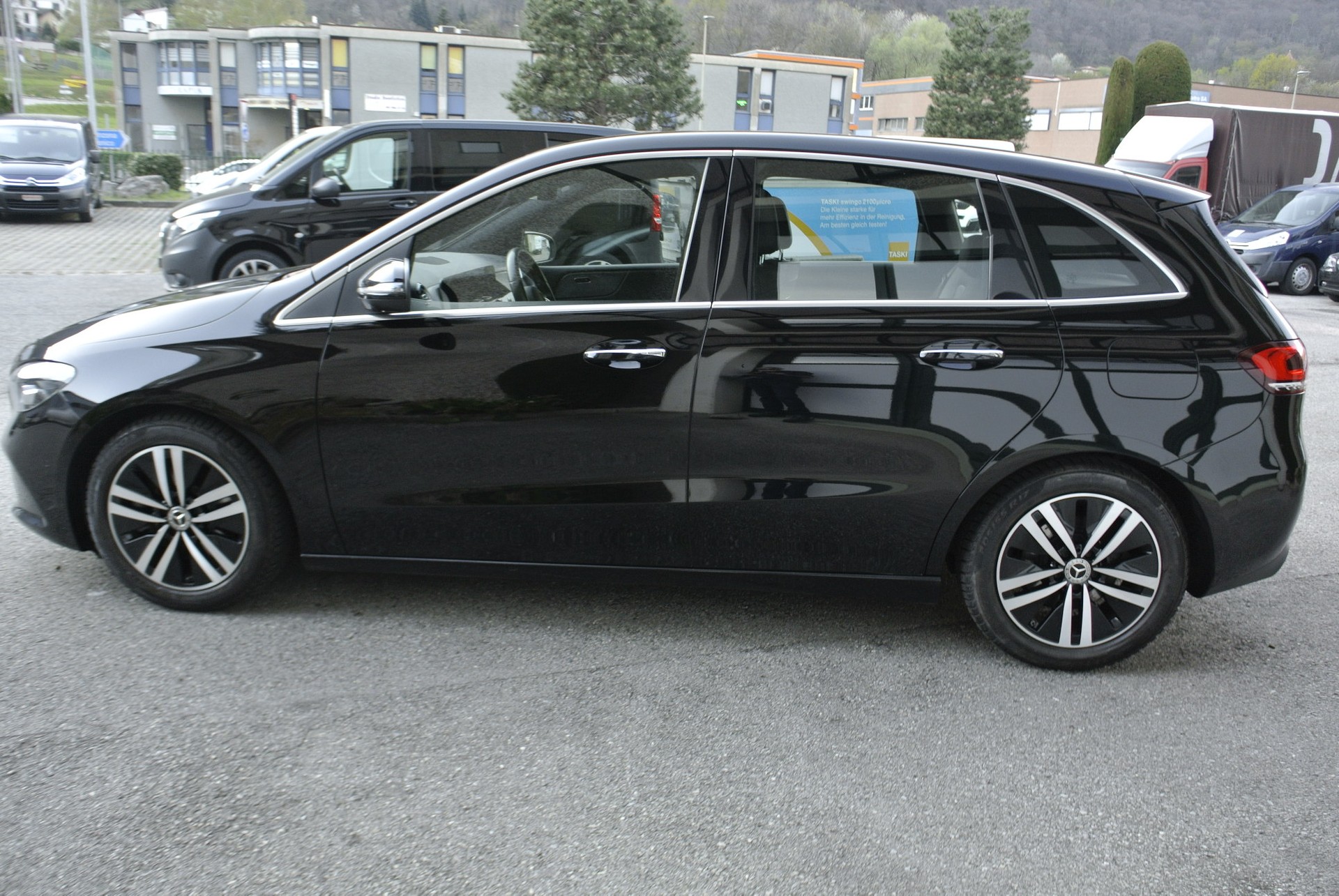 MERCEDES-BENZ B 220 d 4Matic Style 8G-DCT-image-22