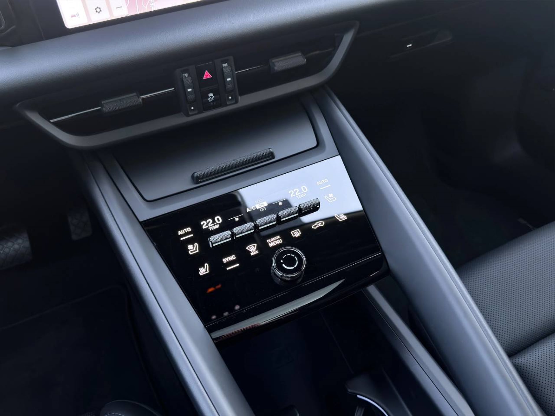 PORSCHE Macan 4-image-19
