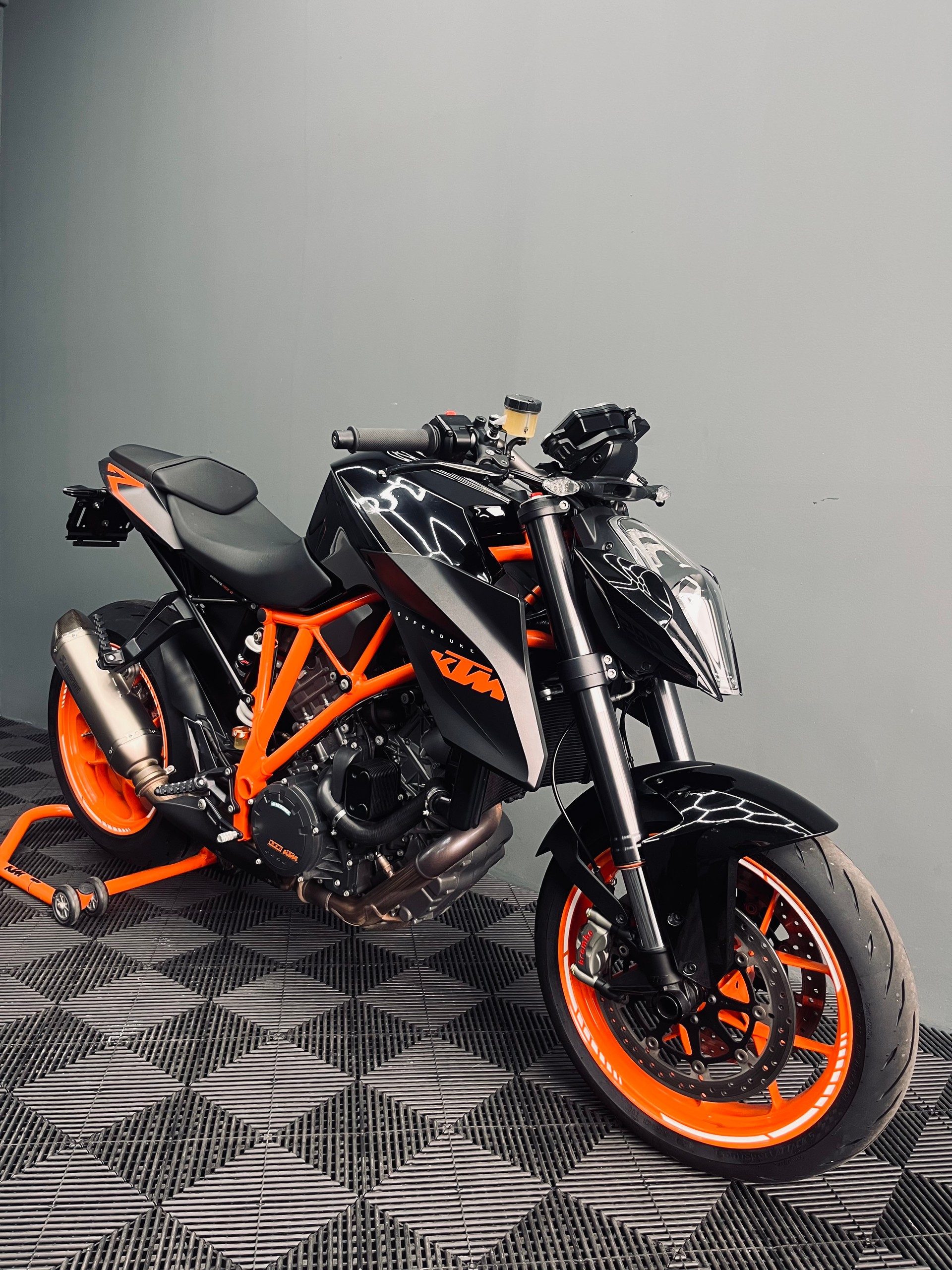 KTM 1290 Super Duke R