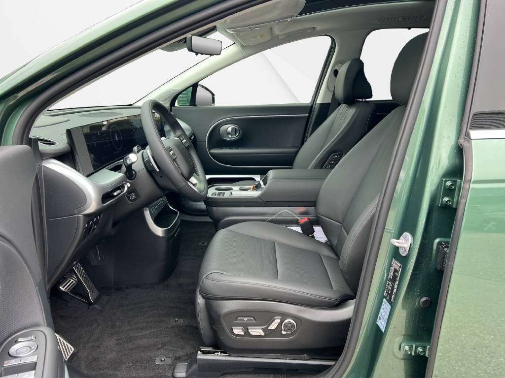 HYUNDAI Ioniq 9 Calligraphy 4WD-image-4