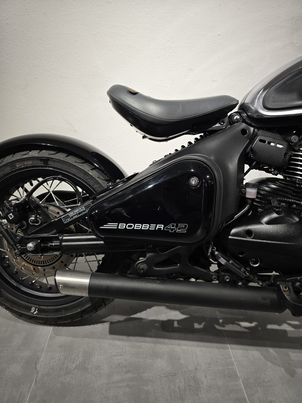 JAWA 42 Bobber-image-5