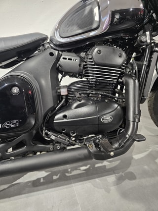 JAWA 42 Bobber-image-9