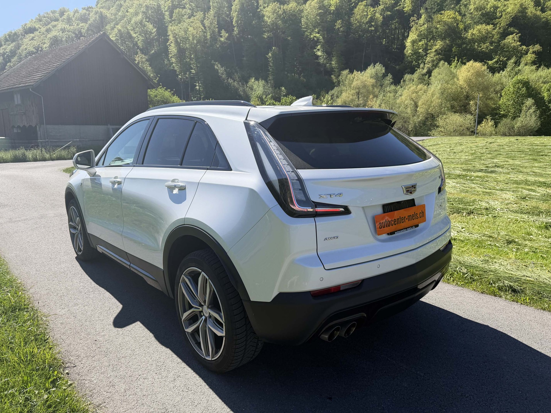 CADILLAC XT4 2.0 TD Executive Nappa AWD-image-5